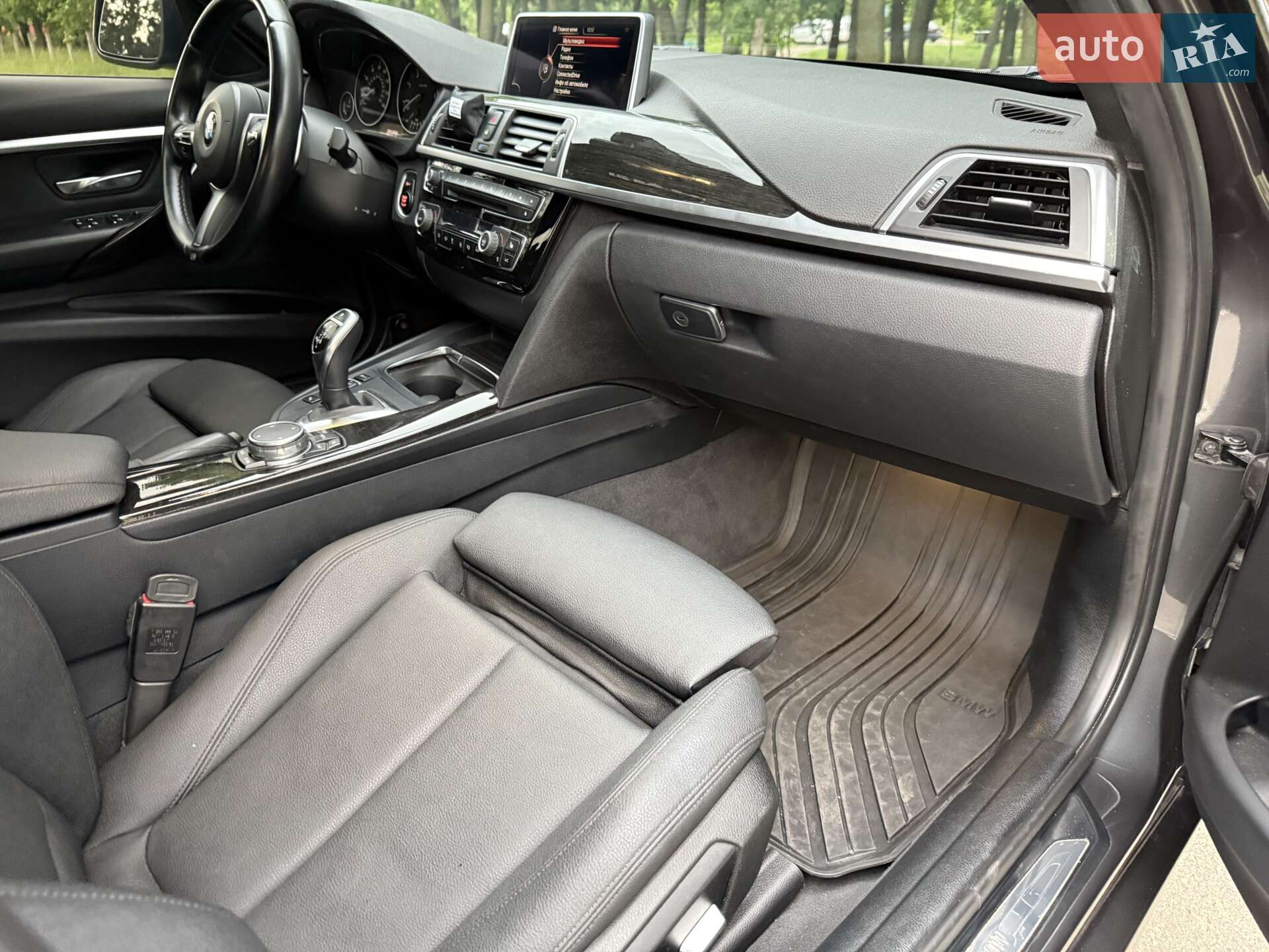 BMW 3 Series 2017 VIN WBA8F1C31HK826074 фото оголошення 30 з 33