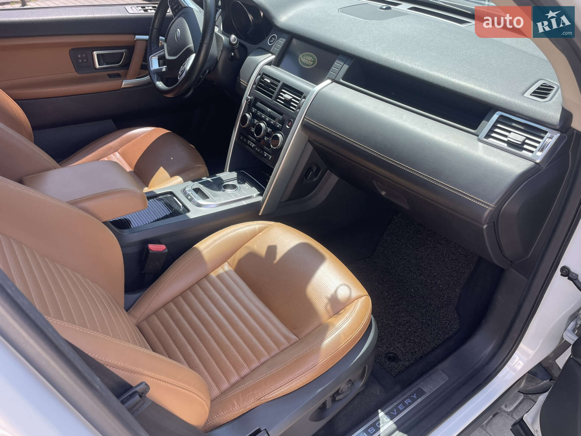 Land Rover Discovery Sport 2017 VIN SALCA2BN5JH744929 фото оголошення 14 з 26