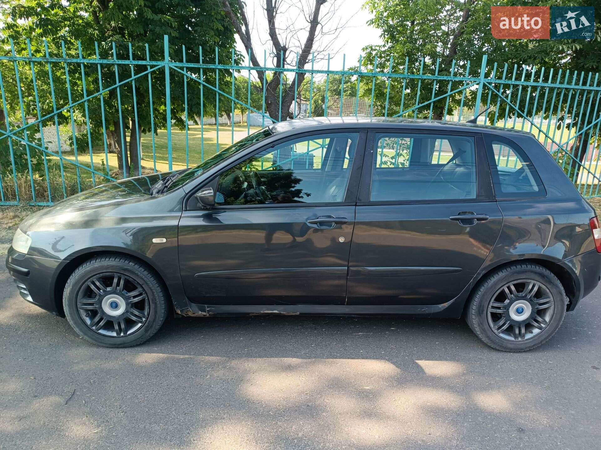 Fiat Stilo 2002 VIN ZFA19200000152409 фото оголошення 2 з 85