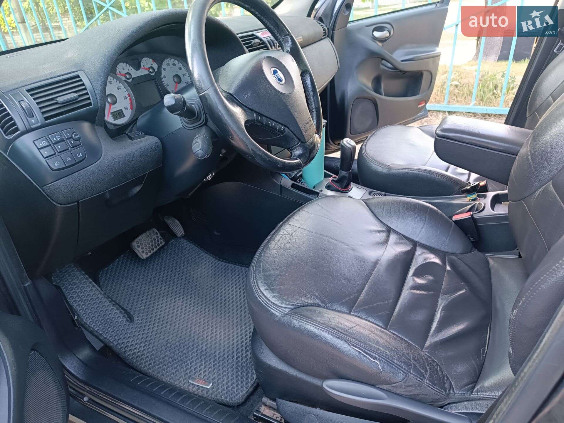 Fiat Stilo 2002 VIN ZFA19200000152409 фото оголошення 49 з 85