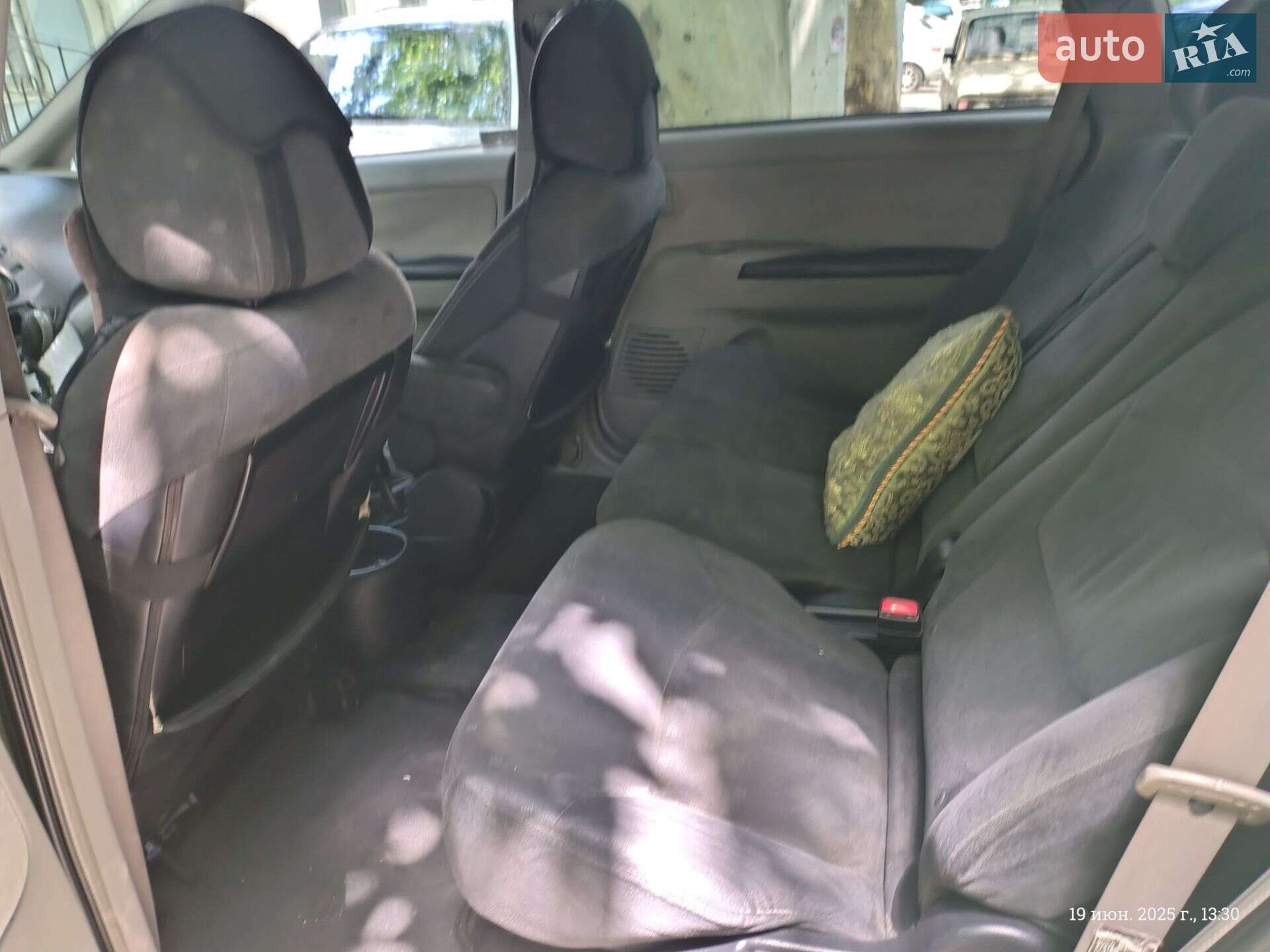 Mitsubishi Grandis 2004 VIN JMBLRNA4W4Z003398 фото оголошення 6 з 7
