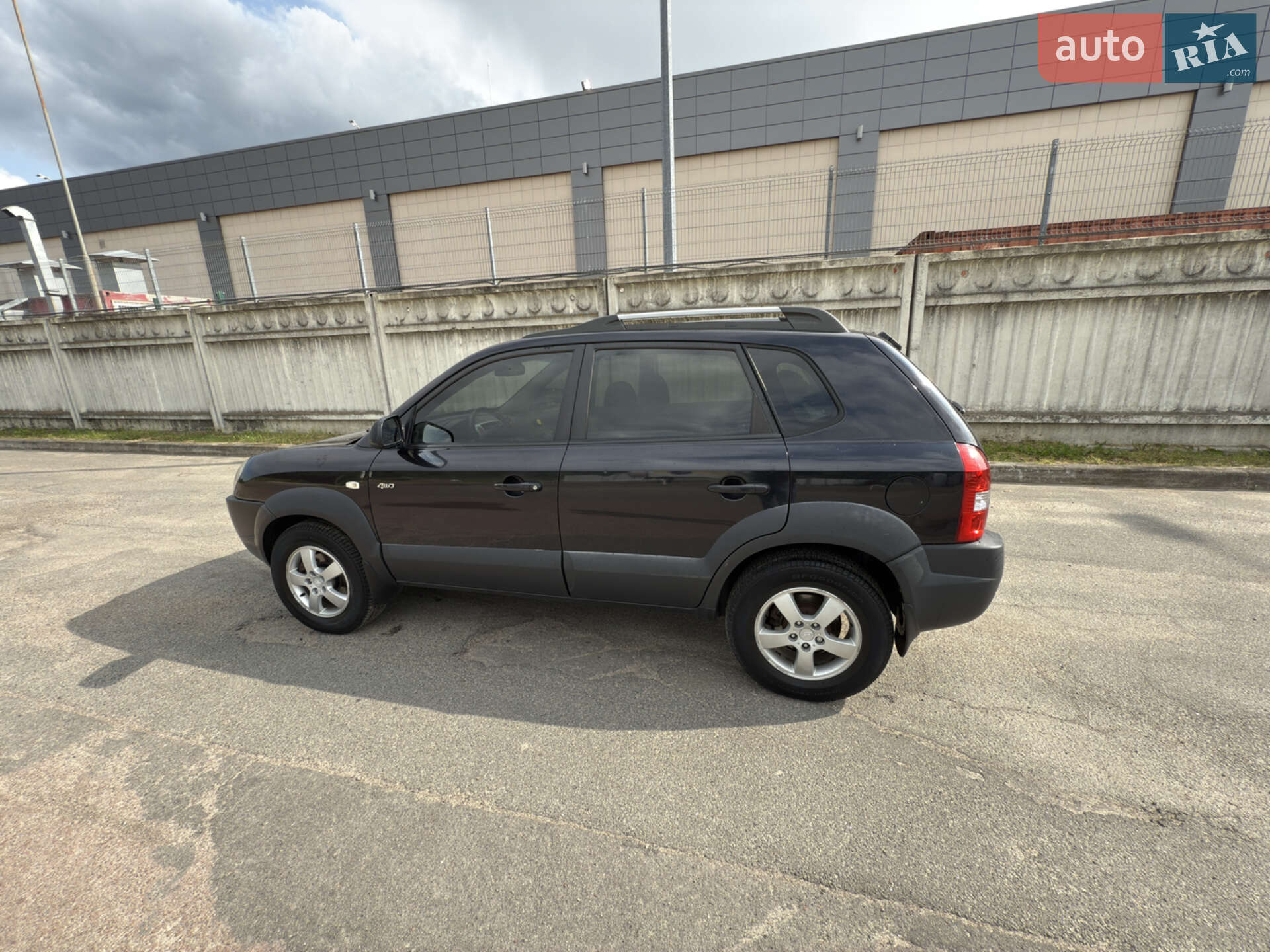 Hyundai Tucson 2008 VIN Y6LJN81DP8L206458 фото оголошення 4 з 14