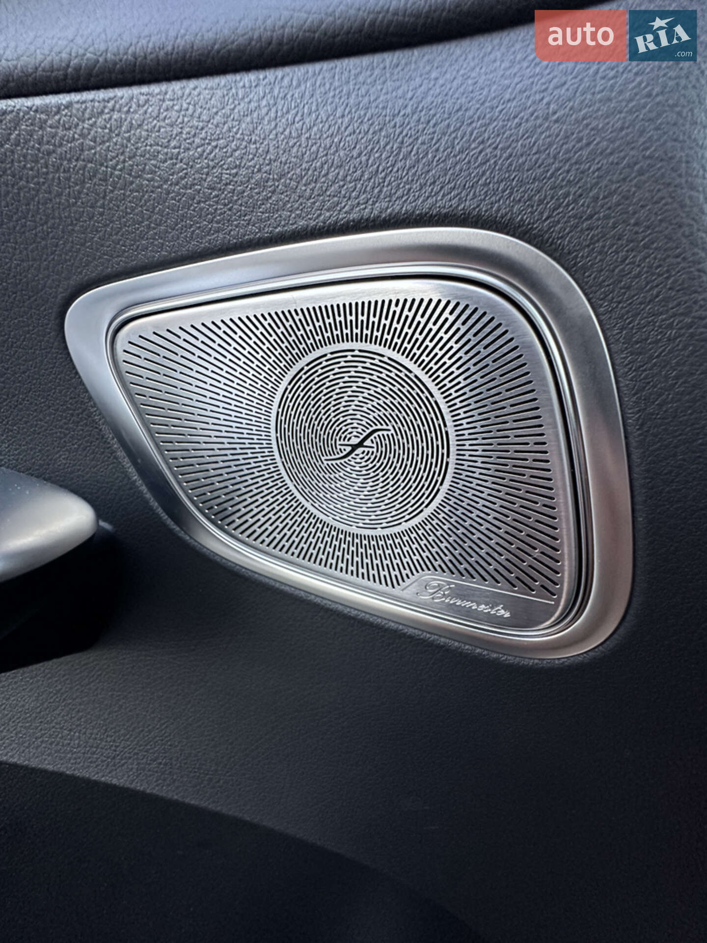 Mercedes-Benz GLC-Class 2023 VIN W1NKM4HB9RF079701 фото оголошення 27 з 31