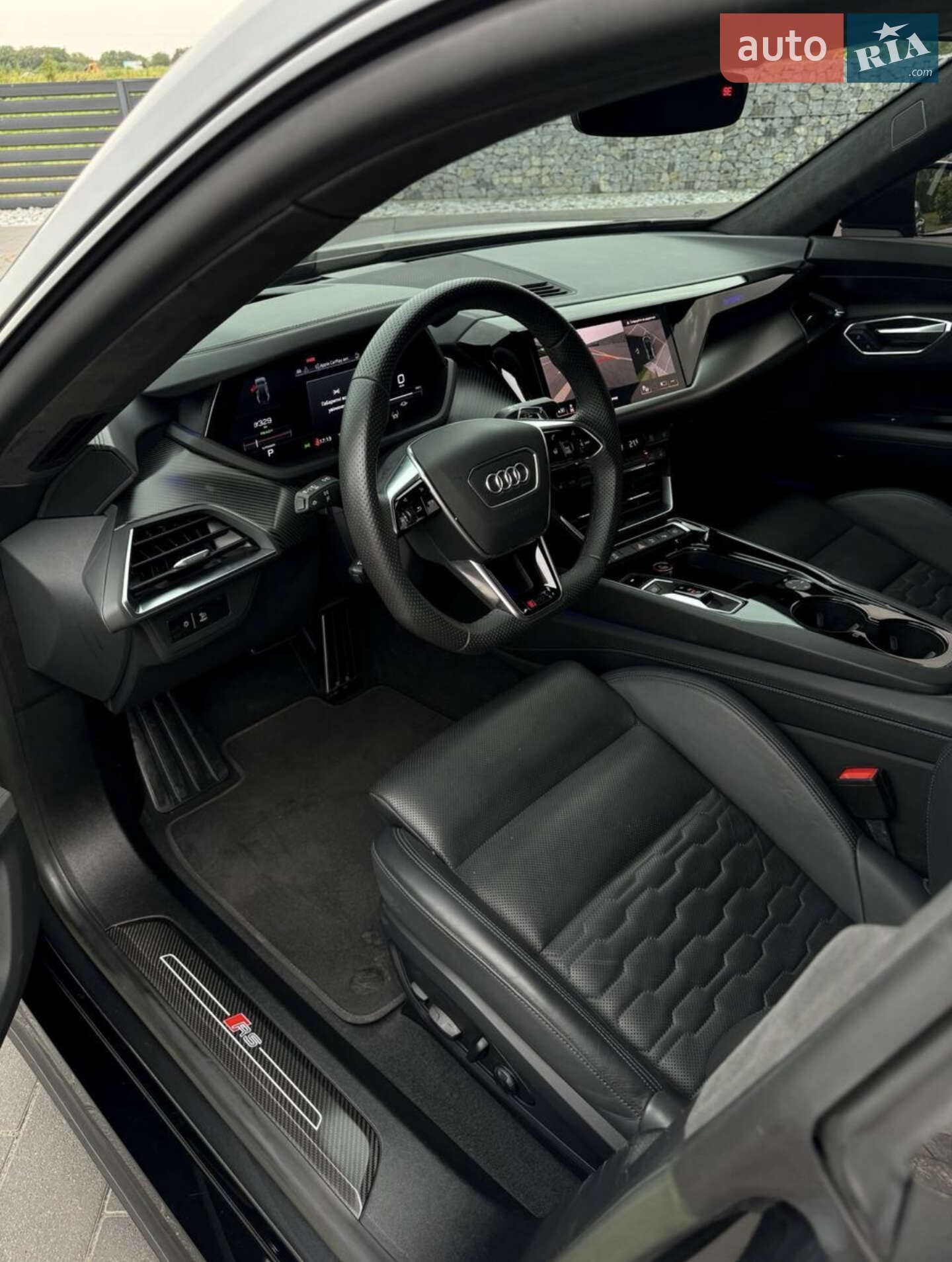 Audi RS e-tron GT 2022 VIN WAUBHBFW3P7900933 фото оголошення 9 з 27