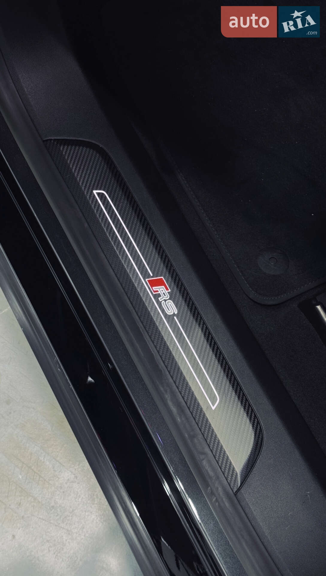 Audi RS e-tron GT 2022 VIN WAUBHBFW3P7900933 фото оголошення 14 з 27