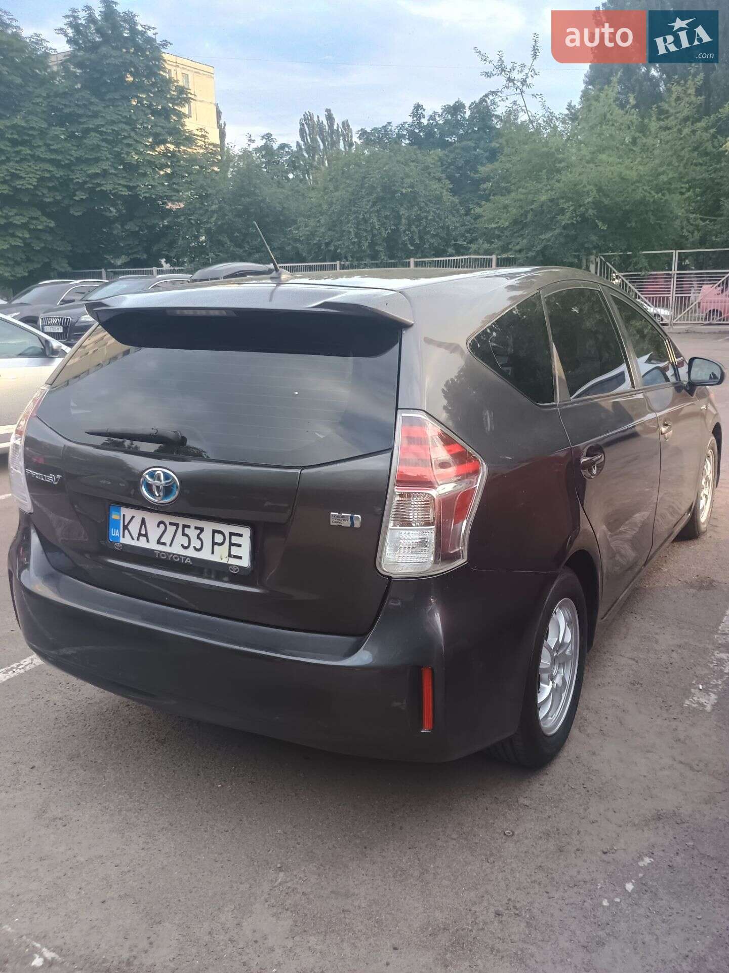 Toyota Prius v 2015 VIN JTDZN3EU2FJ023207 фото оголошення 5 з 14