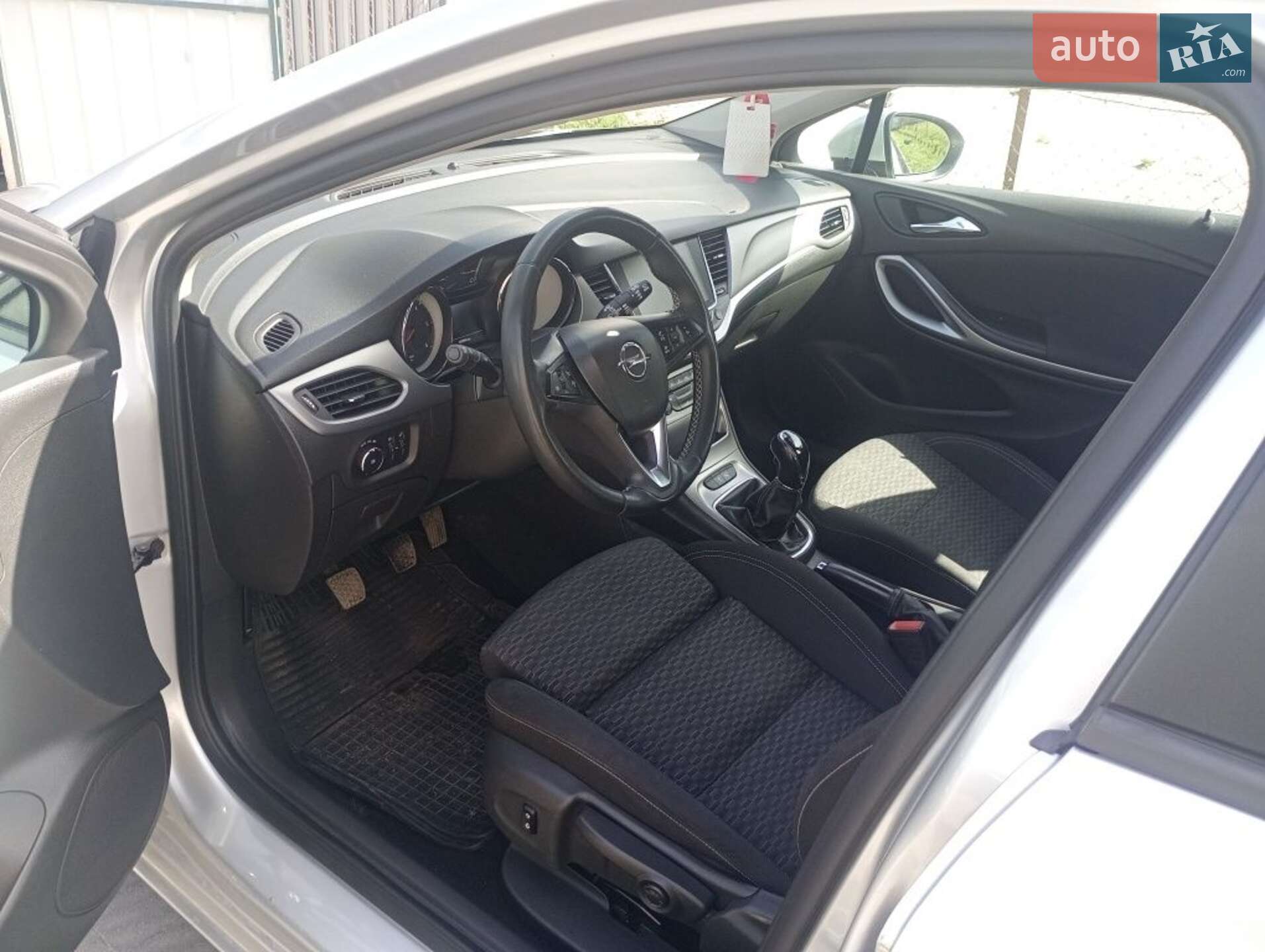 Opel Astra 2017 VIN W0VBD8EK3H8100618 фото оголошення 6 з 8