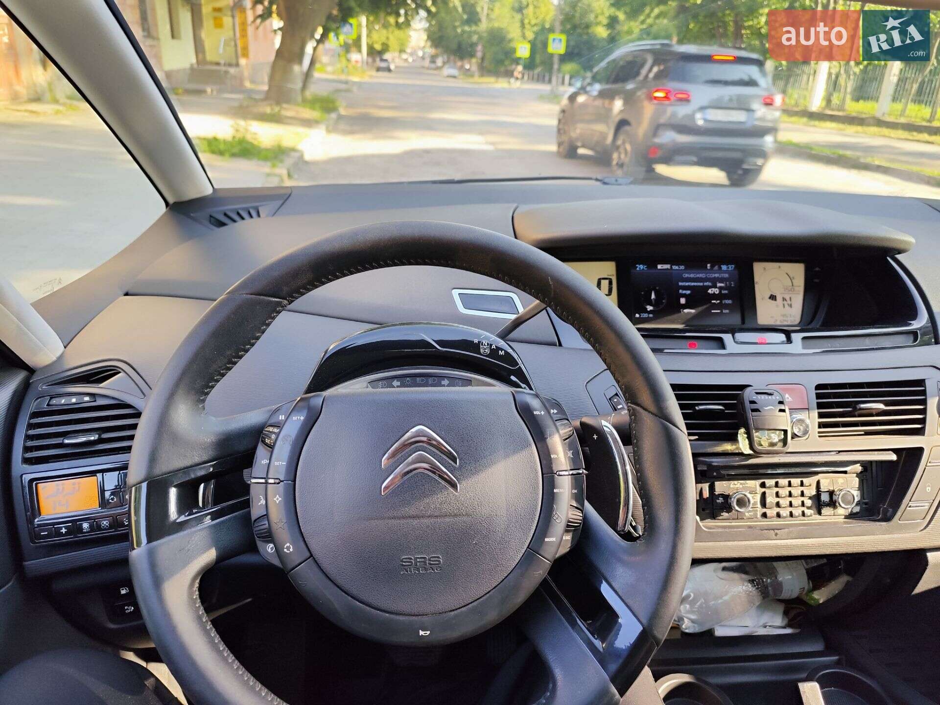 Citroen C4 Picasso 2012 VIN VF7UARHB8CJ605569 фото оголошення 7 з 18