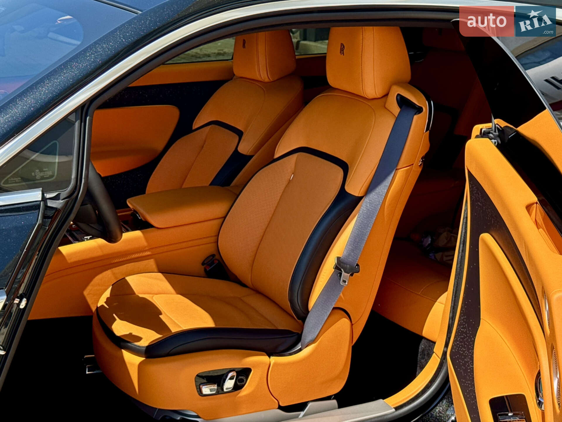 Rolls-Royce Spectre 2024 VIN SCATK2106RU225814 фото оголошення 10 з 19