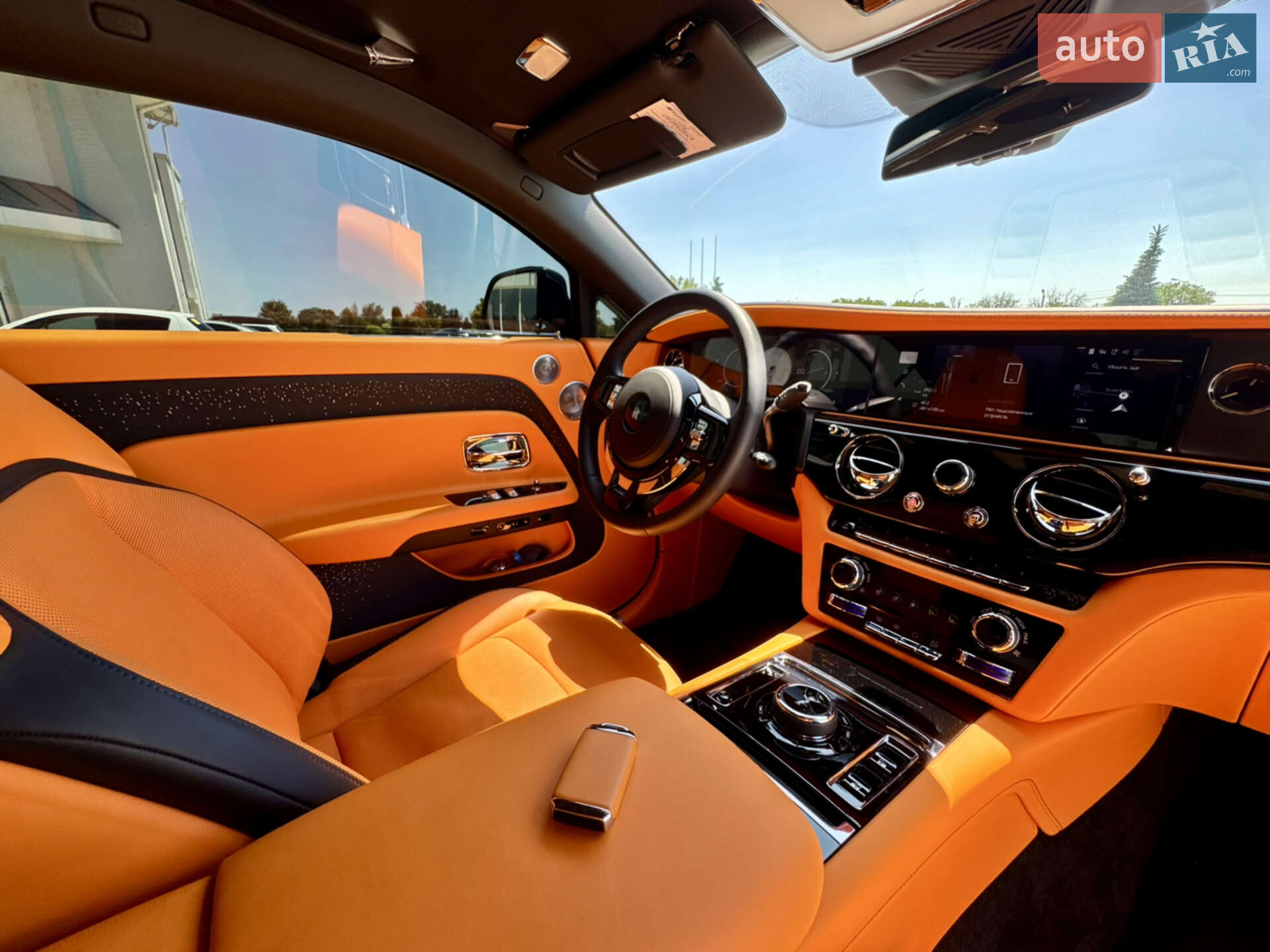 Rolls-Royce Spectre 2024 VIN SCATK2106RU225814 фото оголошення 12 з 19