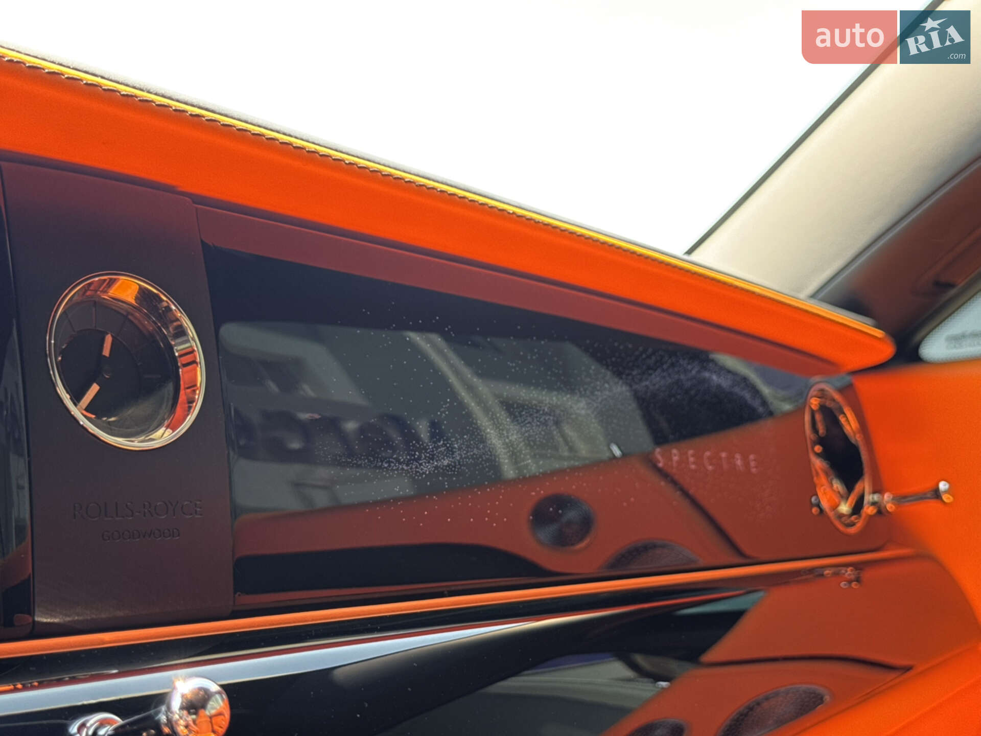 Rolls-Royce Spectre 2024 VIN SCATK2106RU225814 фото оголошення 15 з 19
