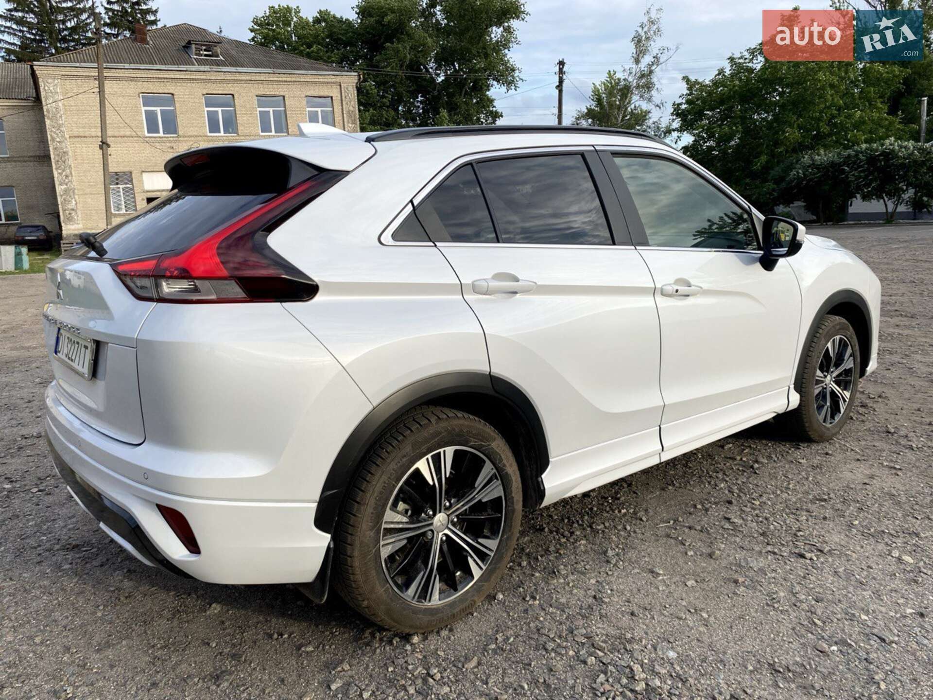 Mitsubishi Eclipse Cross 2021 VIN JMBXTGK2WMZ000990 фото оголошення 5 з 12