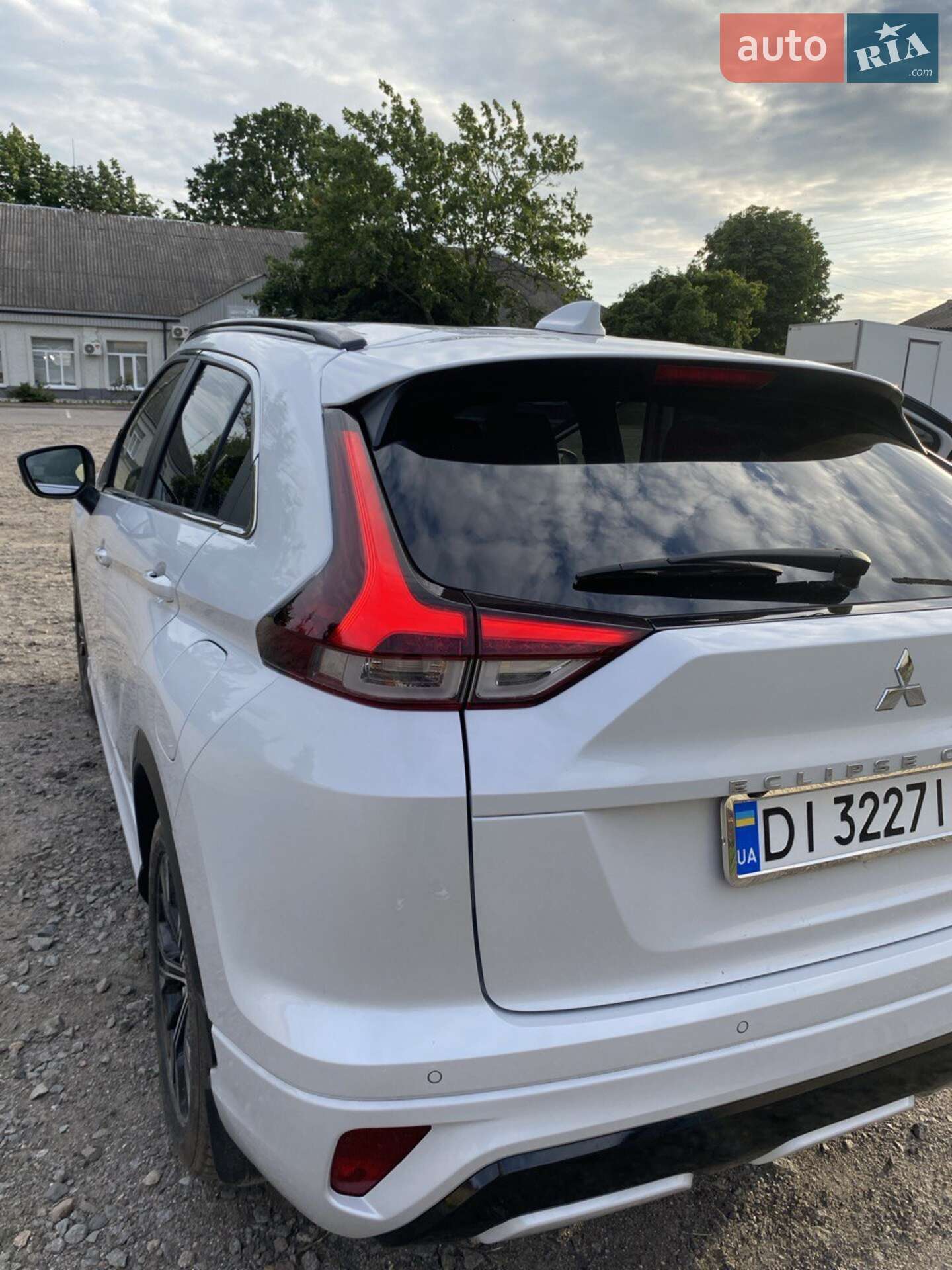 Mitsubishi Eclipse Cross 2021 VIN JMBXTGK2WMZ000990 фото оголошення 6 з 12