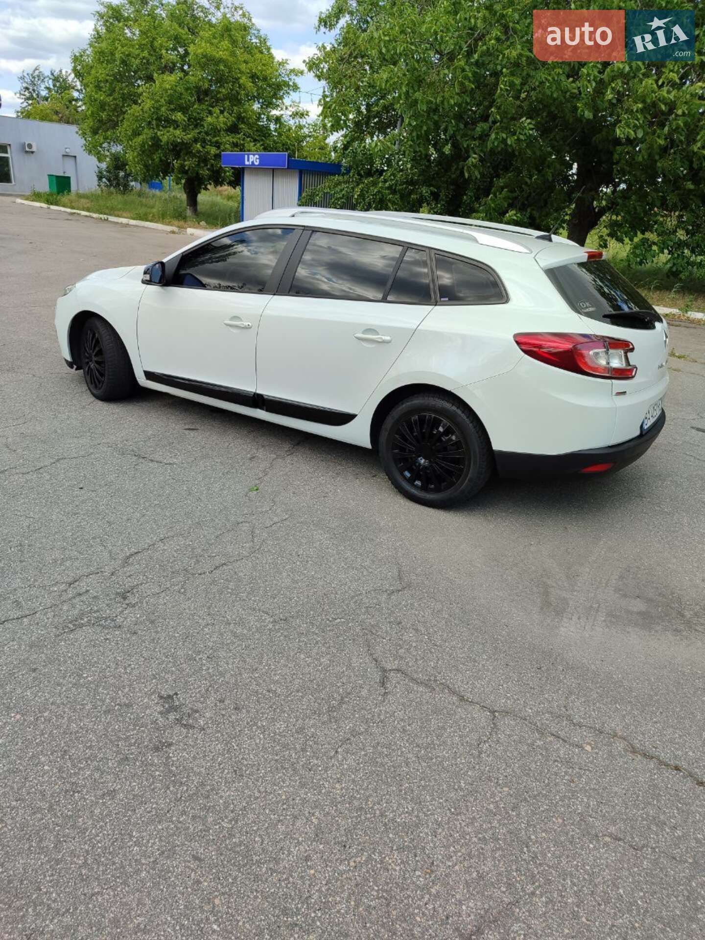Renault Megane 2013 VIN VF1KZ140649604182 фото оголошення 3 з 25