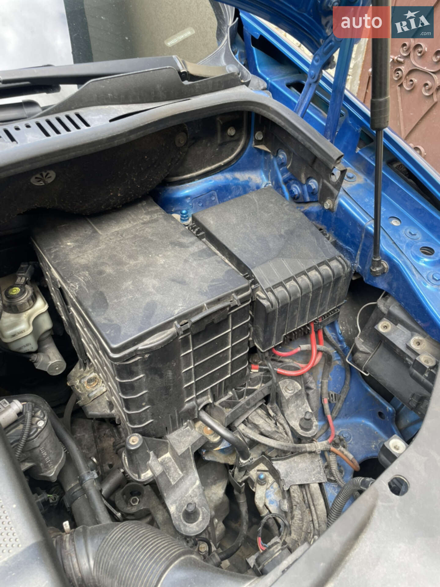 Volkswagen Touran 2004 VIN WVGZZZ1TZ4W133158 фото оголошення 8 з 28