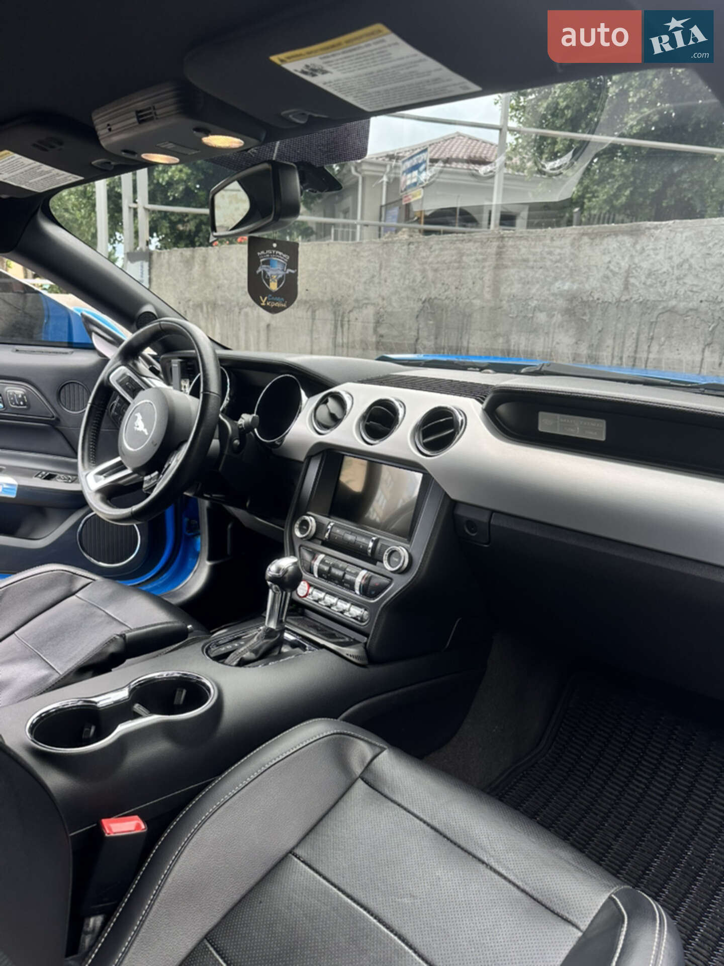 Ford Mustang 2017 VIN 1FA6P8THXH5301885 фото оголошення 6 з 15