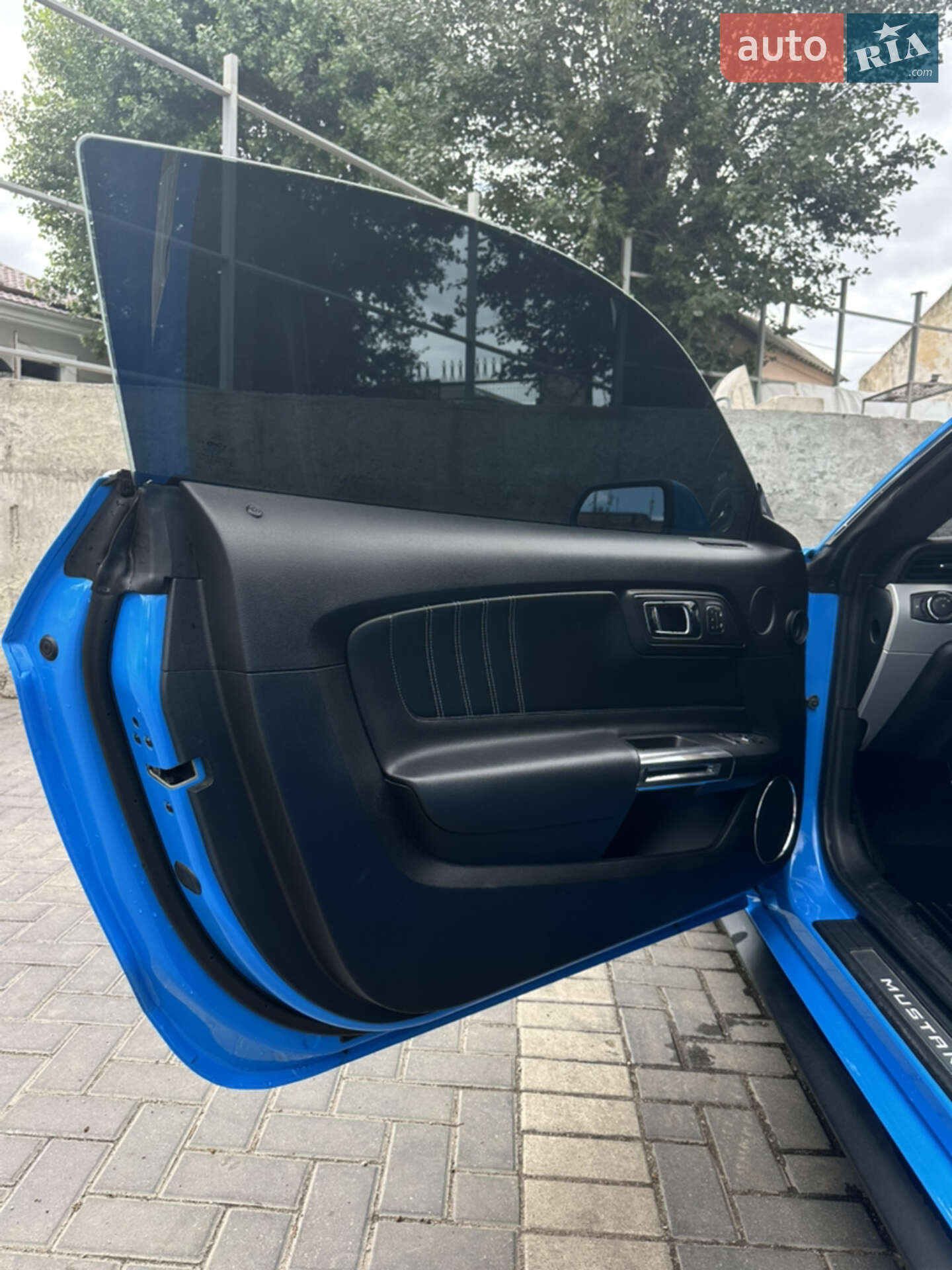 Ford Mustang 2017 VIN 1FA6P8THXH5301885 фото оголошення 7 з 15