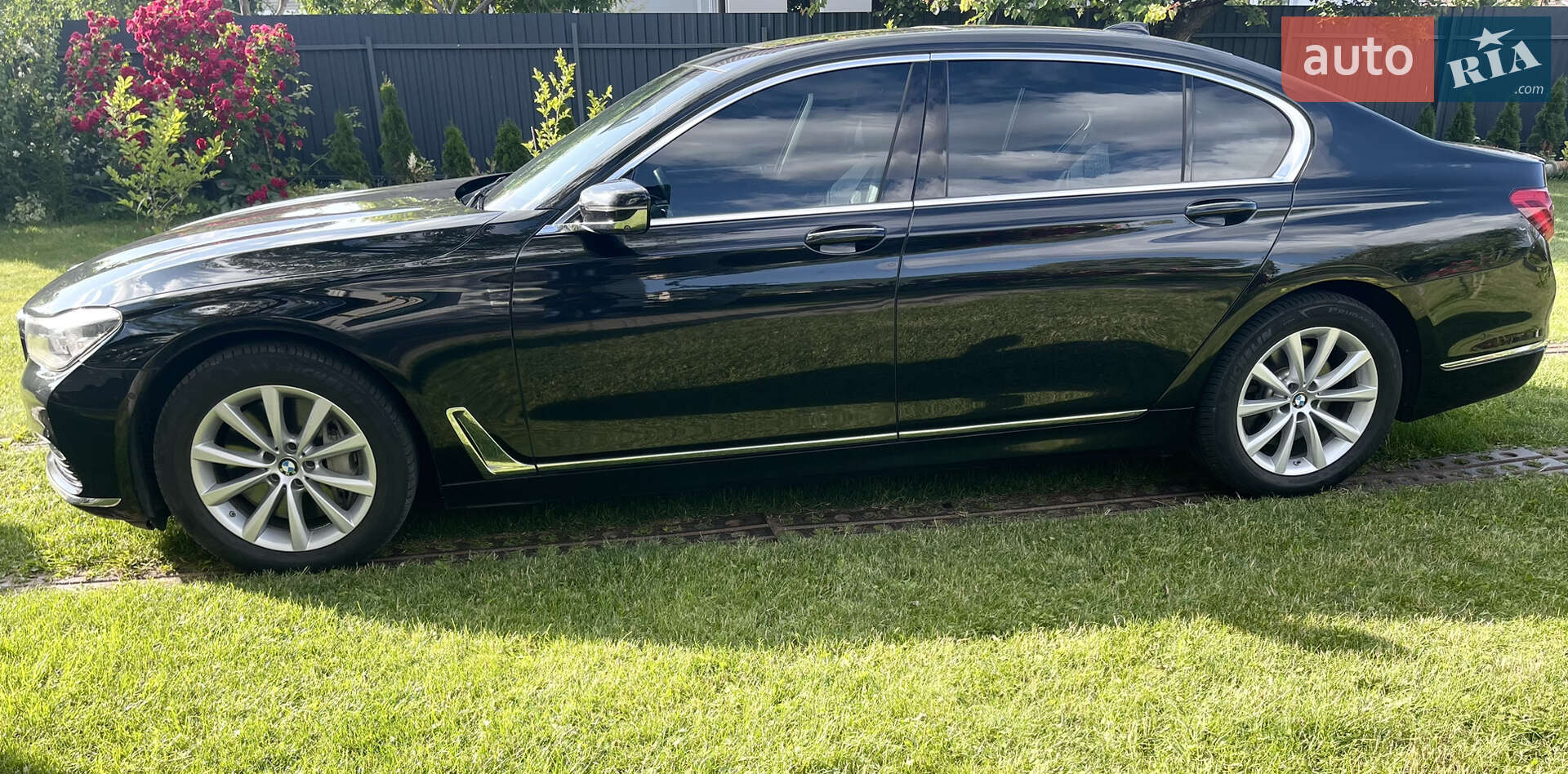 BMW 7 Series 2016 VIN WBA7F2C52GG420440 фото оголошення 2 з 47