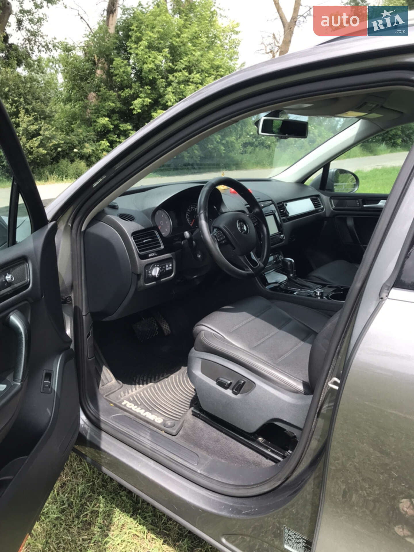 Volkswagen Touareg 2011 VIN WVGEK9BP7CD006126 фото оголошення 11 з 27
