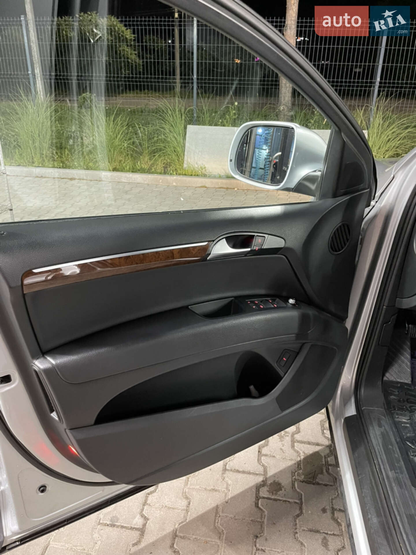 Audi Q7 2014 VIN WA1CGAFE2ED020469 фото оголошення 17 з 47