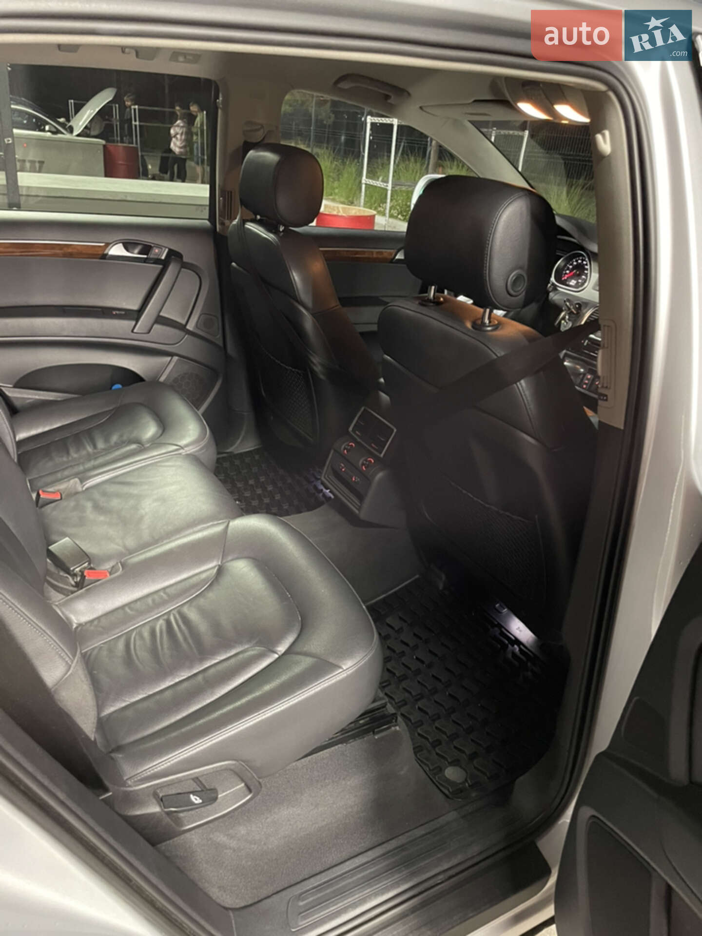 Audi Q7 2014 VIN WA1CGAFE2ED020469 фото оголошення 25 з 47
