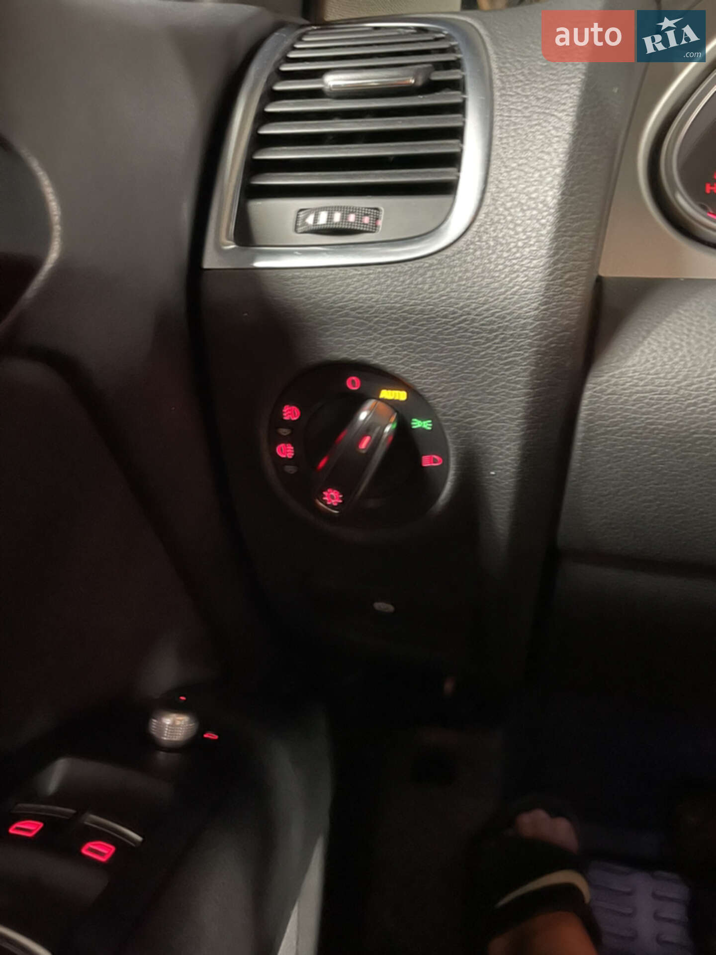 Audi Q7 2014 VIN WA1CGAFE2ED020469 фото оголошення 47 з 47