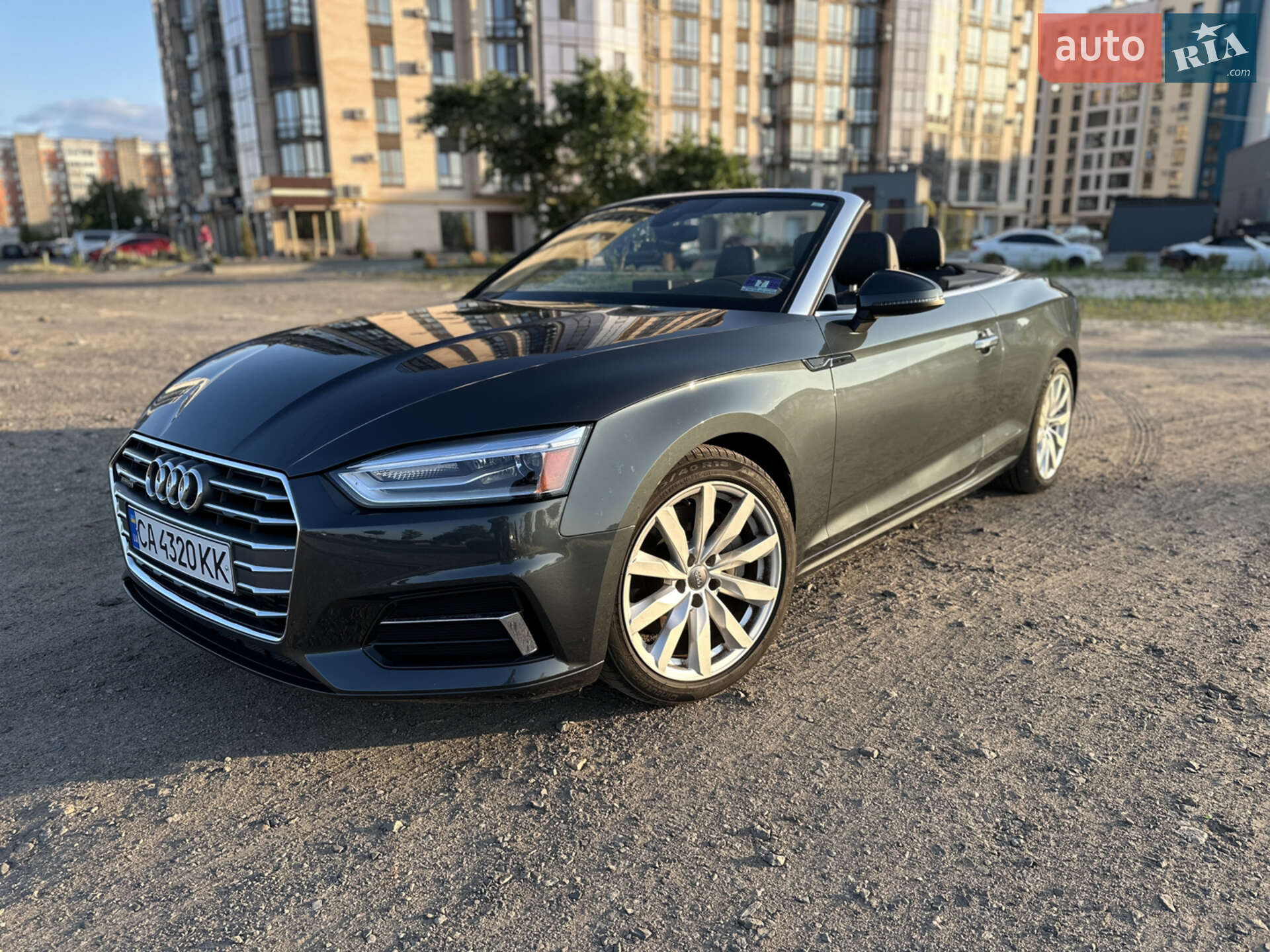 Audi A5 2018 VIN WAUWNGF5XJN004310 фото оголошення 4 з 12