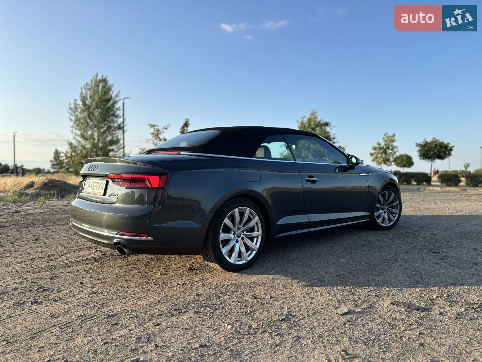 Audi A5 2018 VIN WAUWNGF5XJN004310 фото оголошення 8 з 12