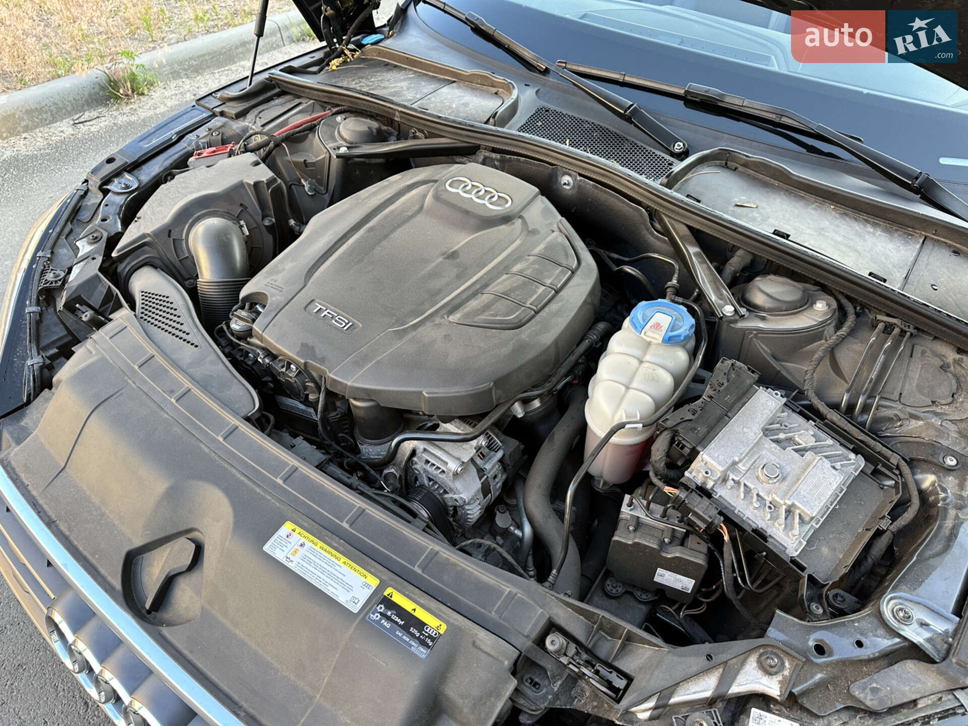 Audi A5 2018 VIN WAUWNGF5XJN004310 фото оголошення 11 з 12