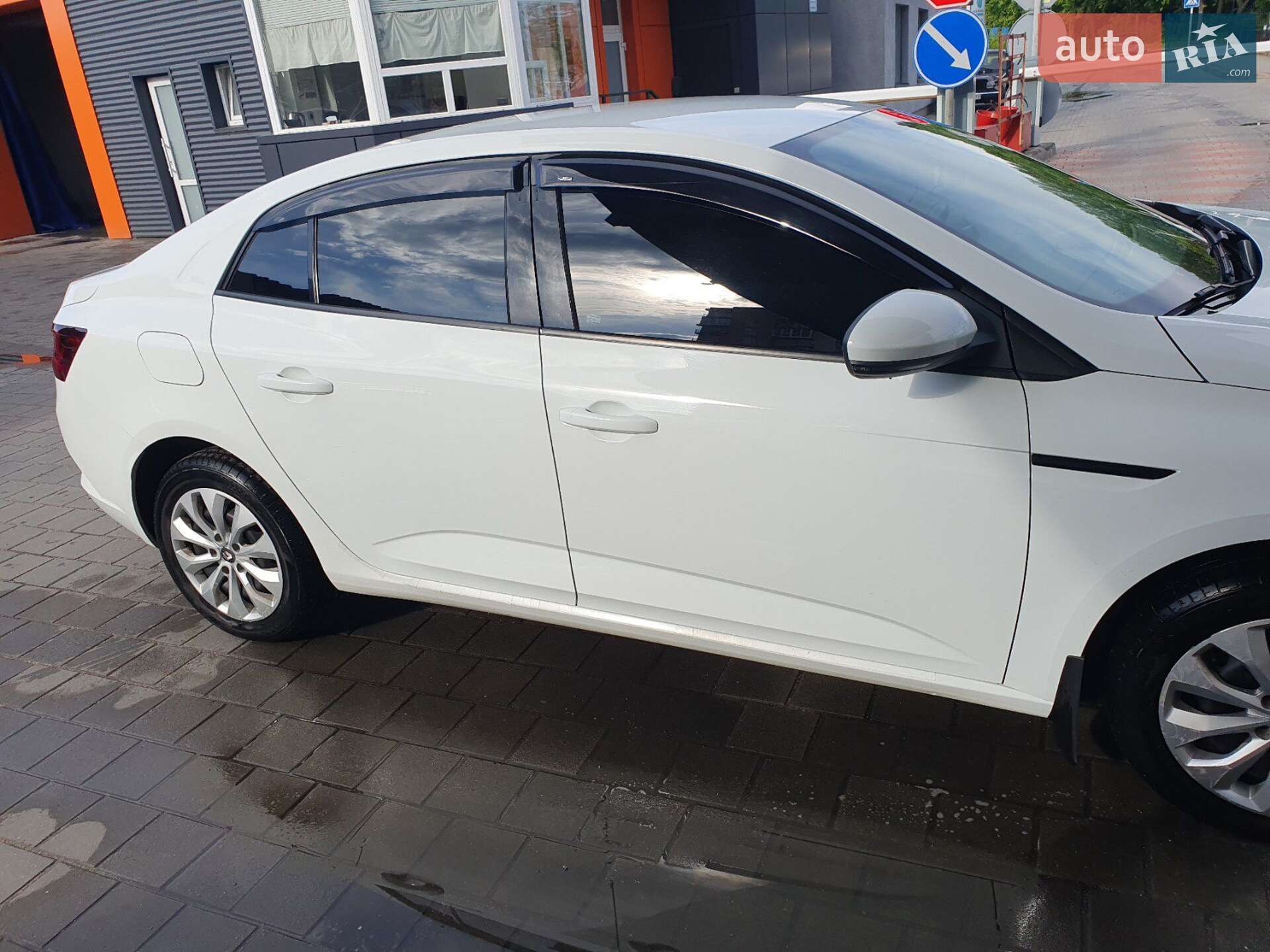Renault Megane 2019 VIN VF1RFB00963177847 фото оголошення 4 з 4