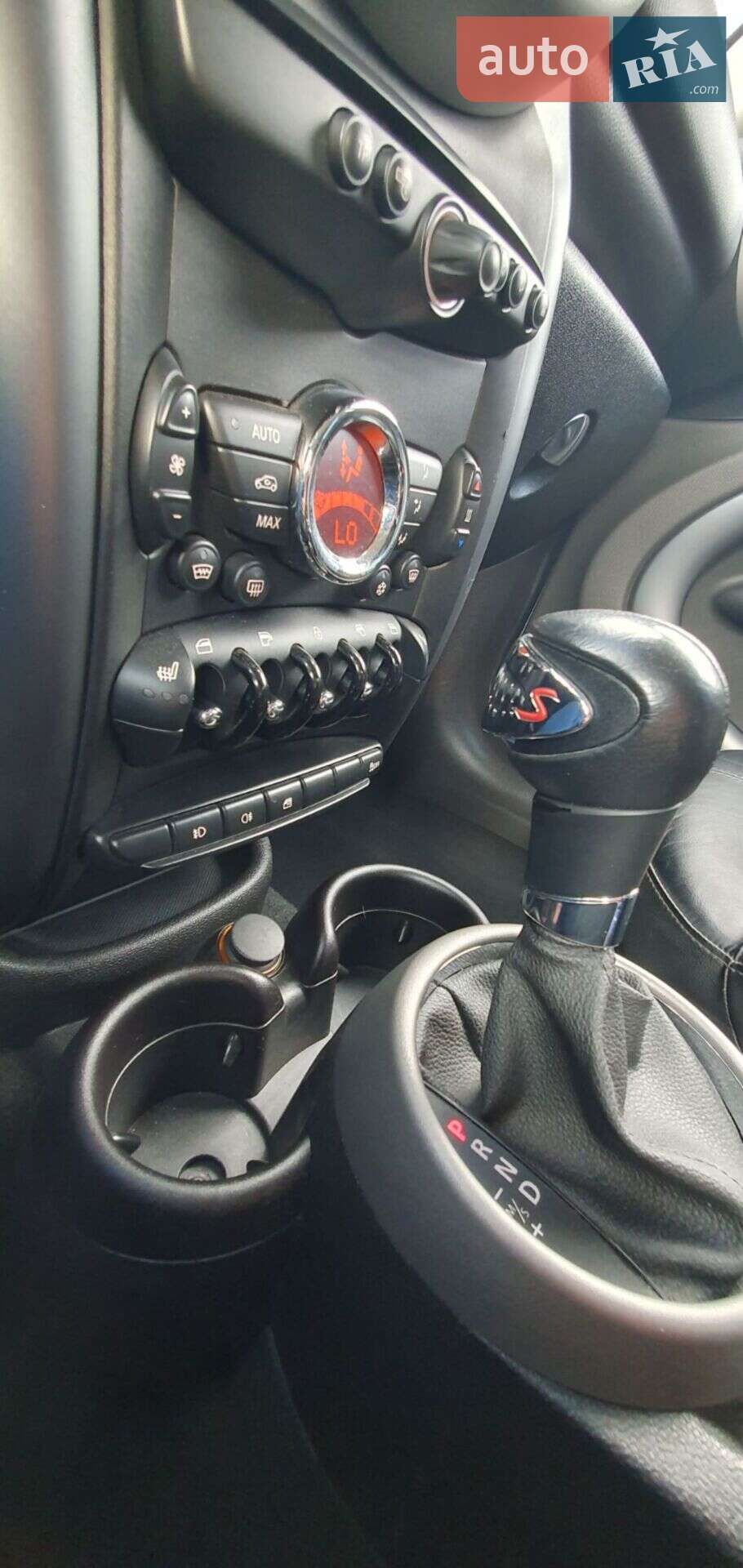 MINI Countryman 2011 VIN WMWZC51020WK67242 фото оголошення 2 з 36