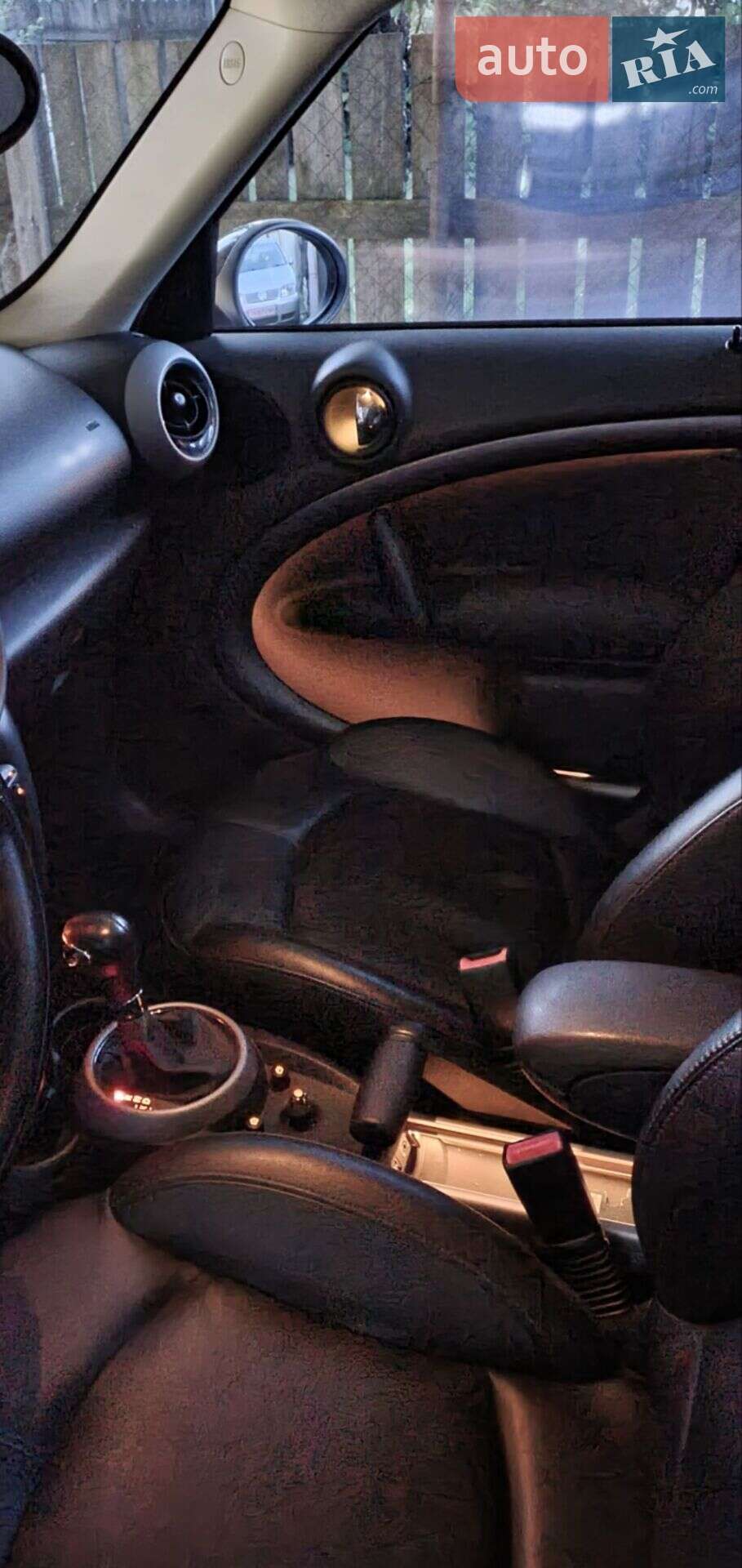 MINI Countryman 2011 VIN WMWZC51020WK67242 фото оголошення 13 з 36