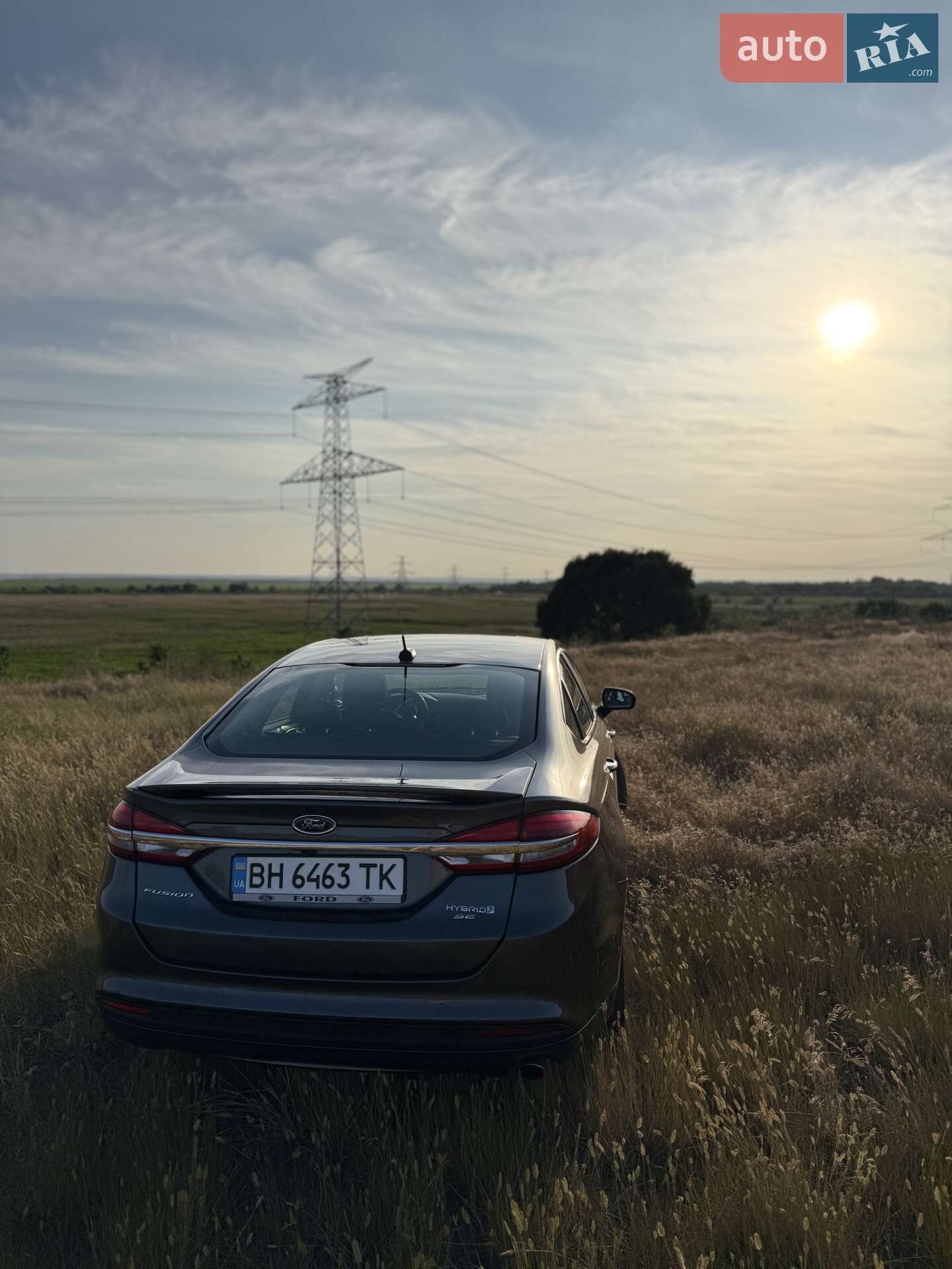 Ford Fusion 2018 VIN 3FA6P0LU9JR170370 фото оголошення 4 з 27