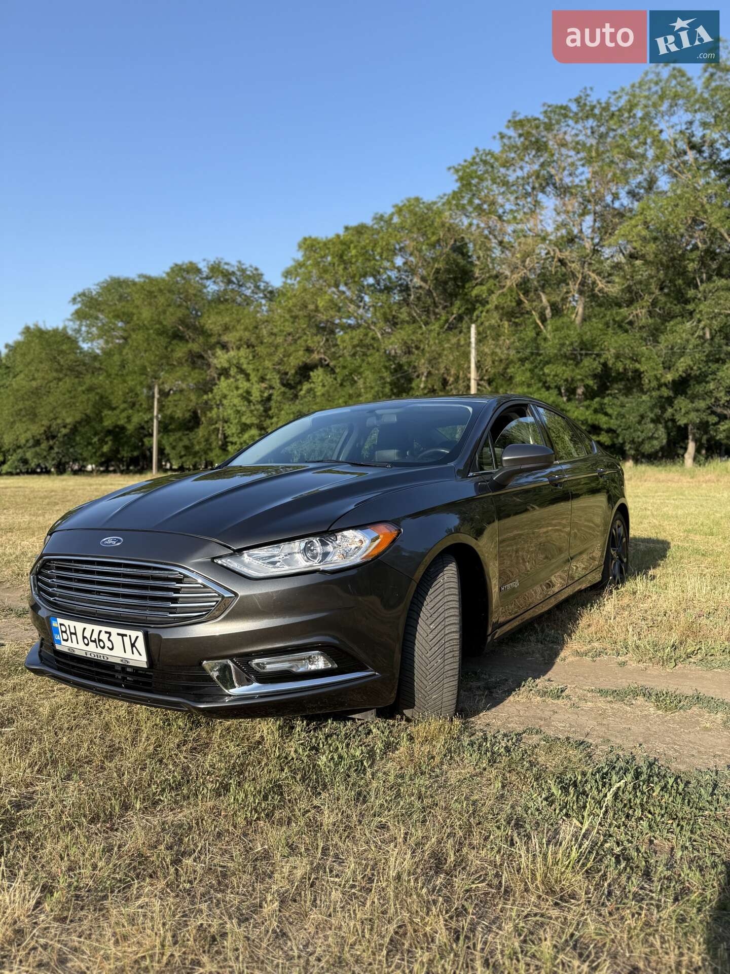 Ford Fusion 2018 VIN 3FA6P0LU9JR170370 фото оголошення 13 з 27