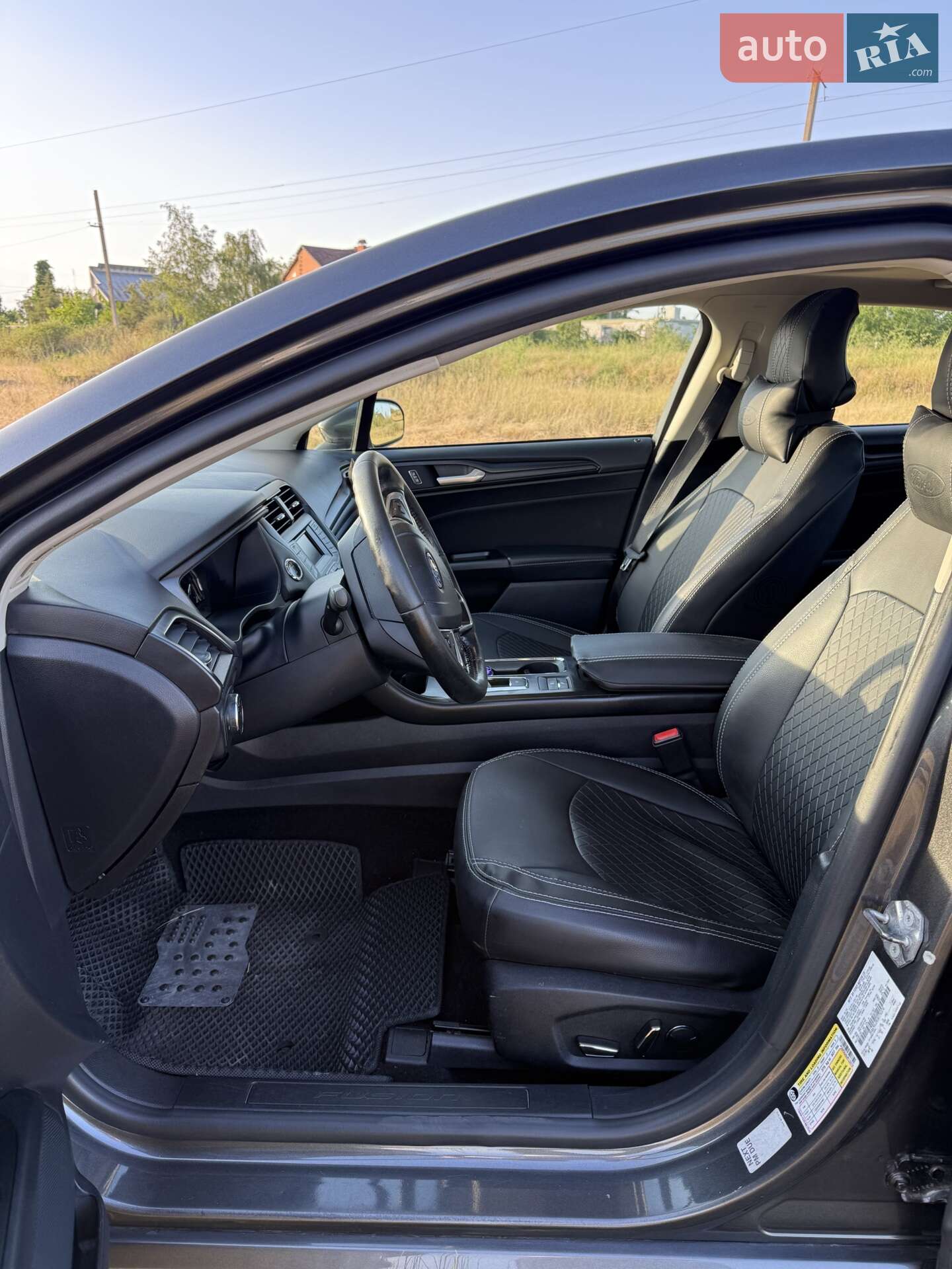 Ford Fusion 2018 VIN 3FA6P0LU9JR170370 фото оголошення 21 з 27