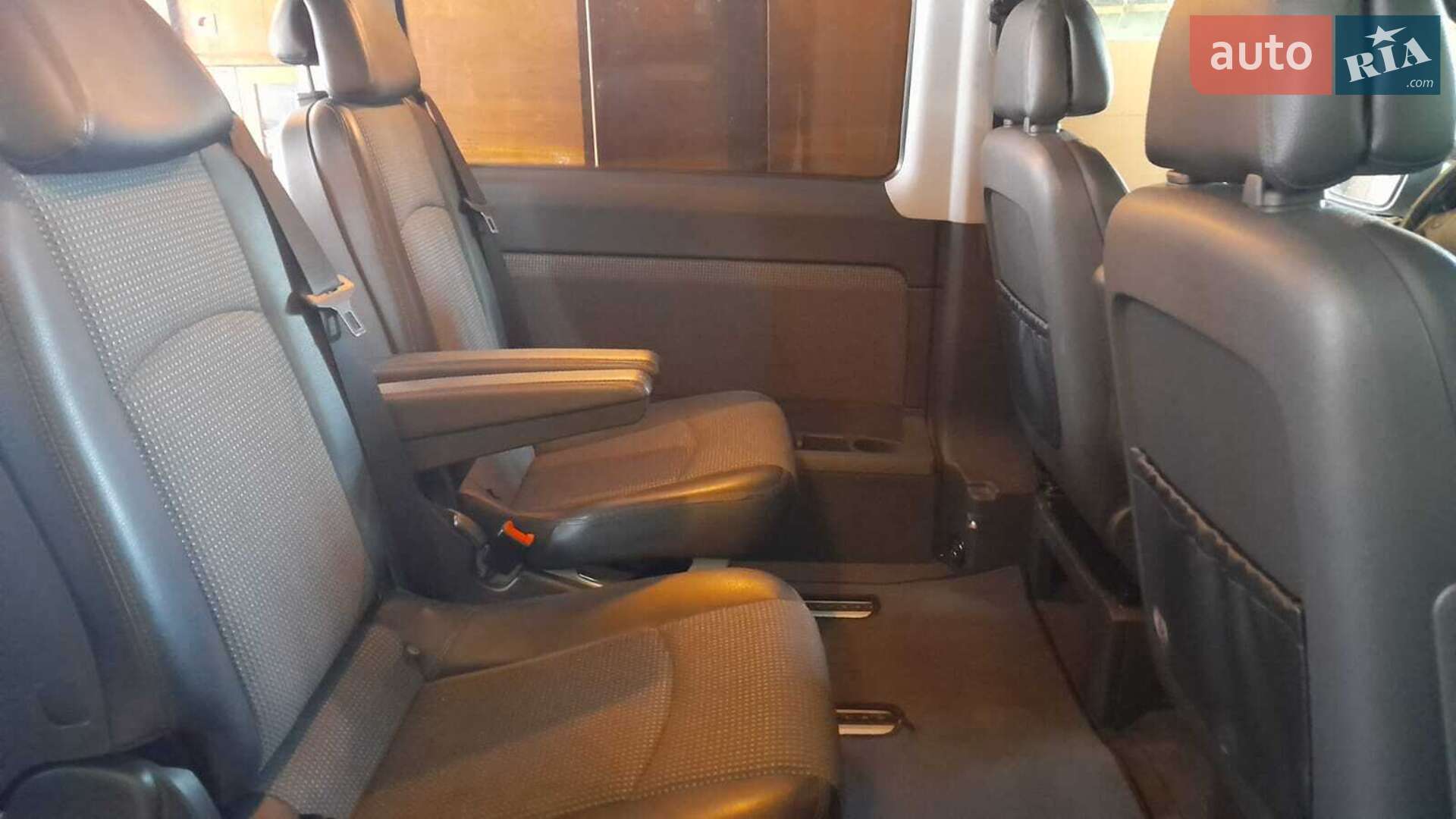 Mercedes-Benz Viano 2012 VIN WDF63981313784316 фото оголошення 16 з 17