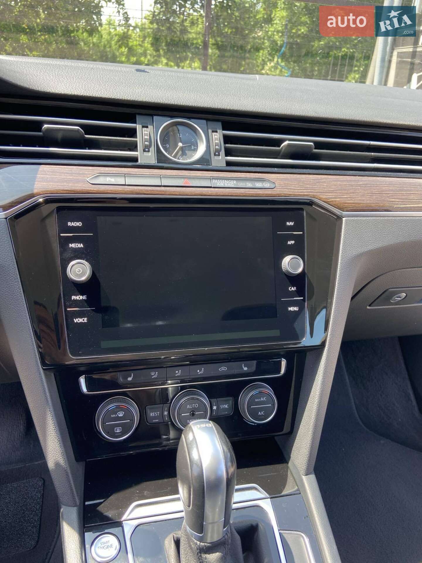 Volkswagen Passat 2017 VIN WVWZZZ3CZJP009045 фото оголошення 11 з 29
