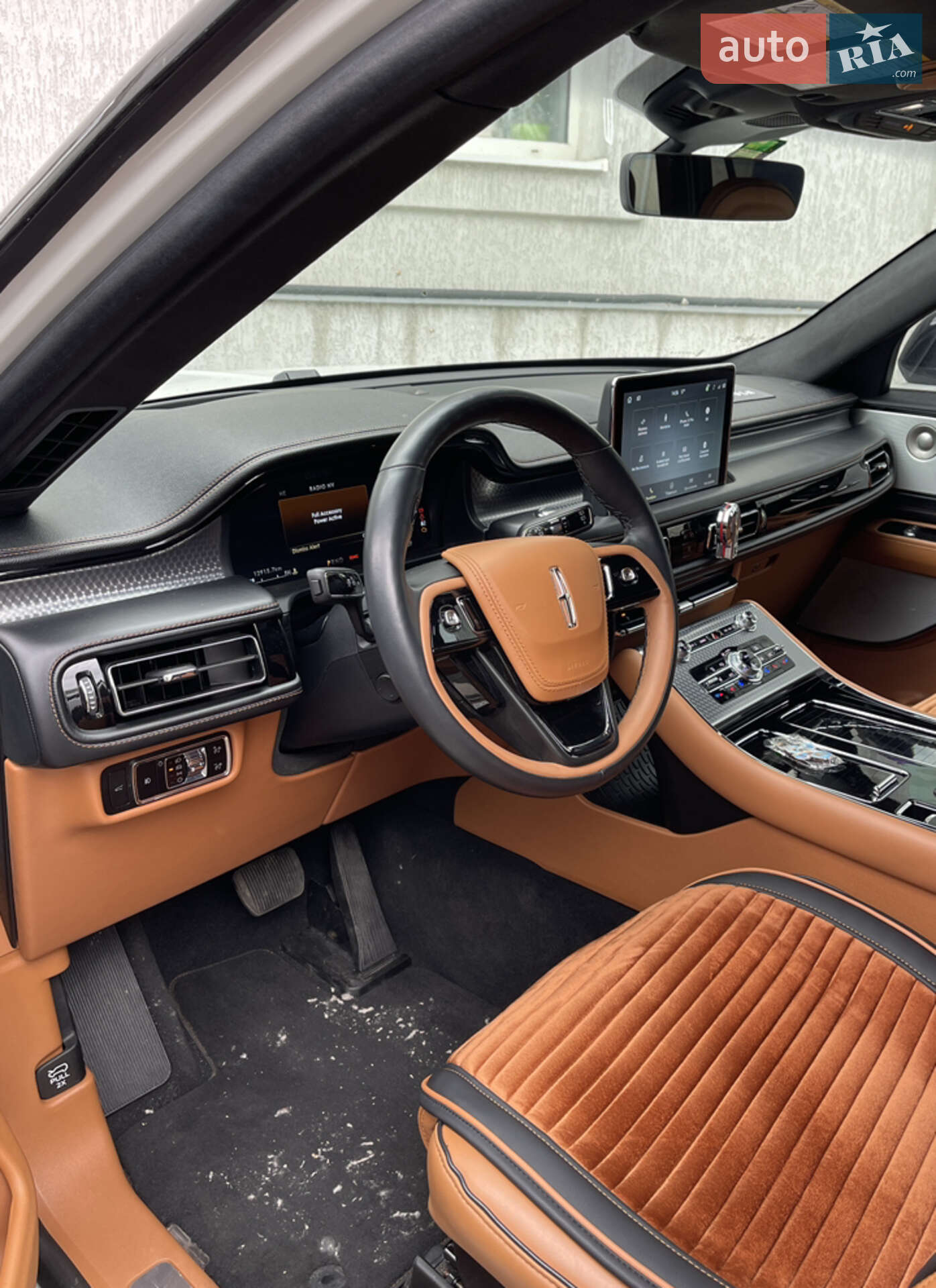 Lincoln Aviator 2023 VIN 5LM5J9XCXPGL05782 фото оголошення 59 з 64