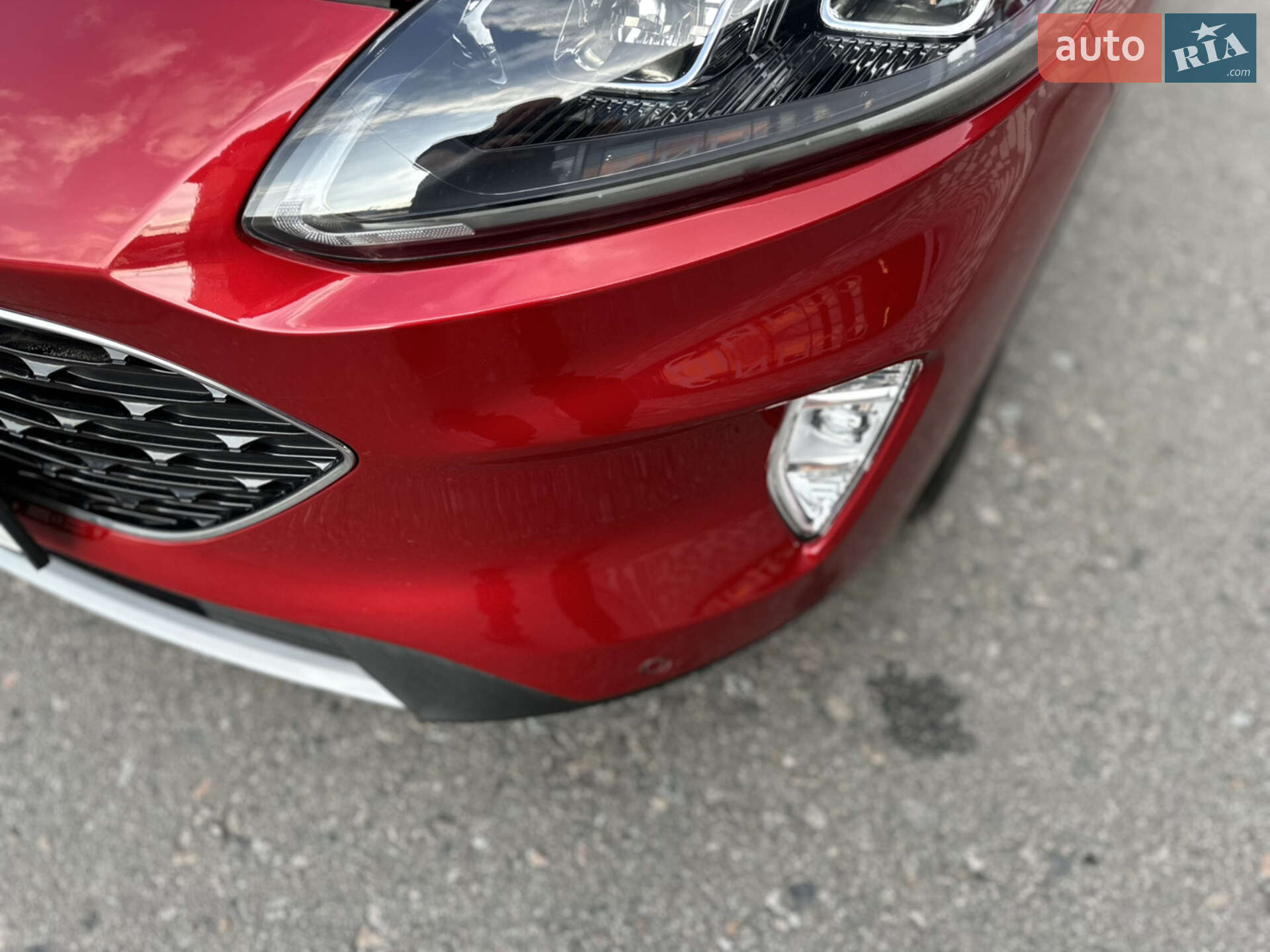 Ford Escape 2019 VIN 1FMCU0DZ5LUA39590 фото оголошення 16 з 61