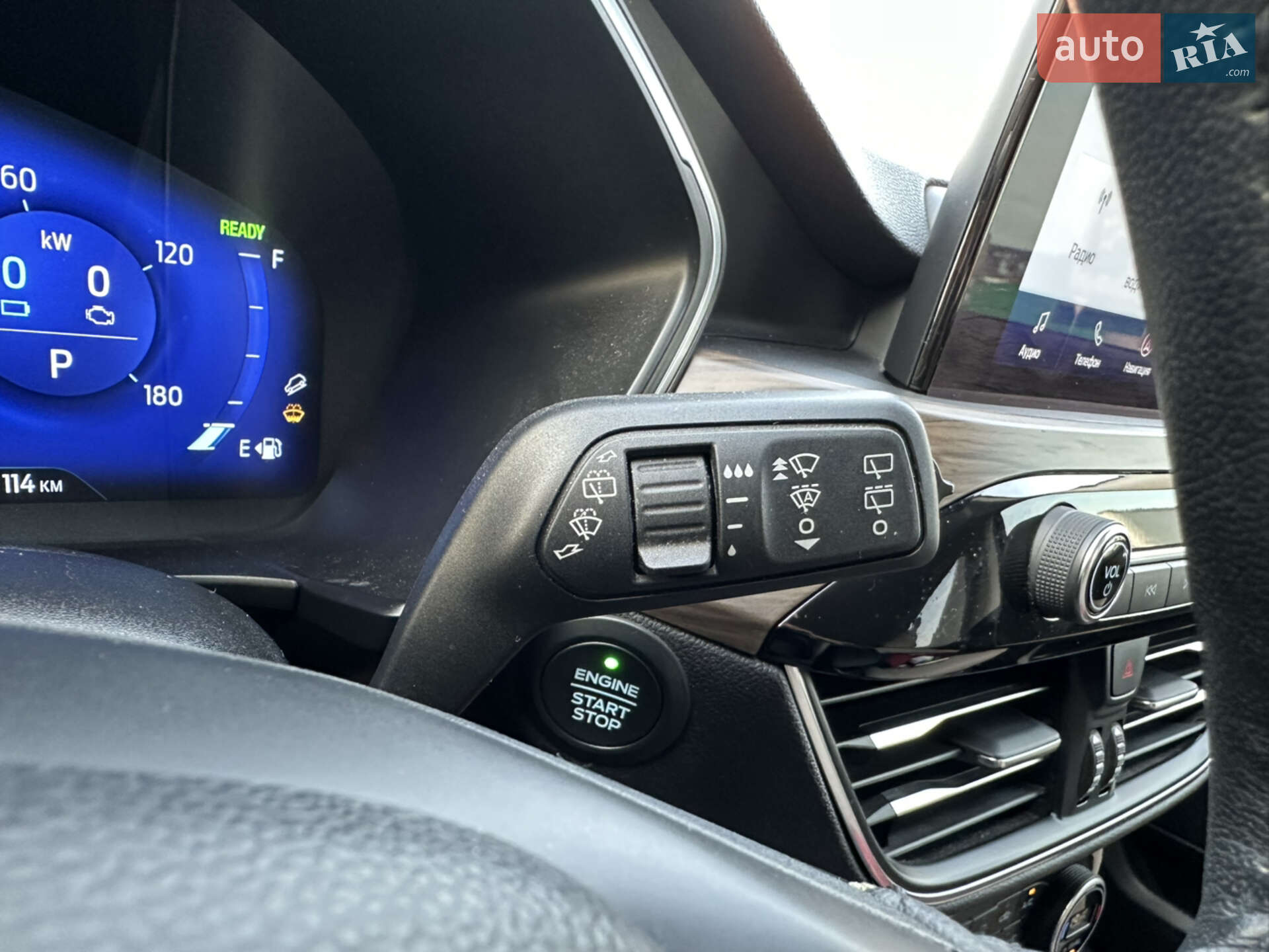 Ford Escape 2019 VIN 1FMCU0DZ5LUA39590 фото оголошення 46 з 61