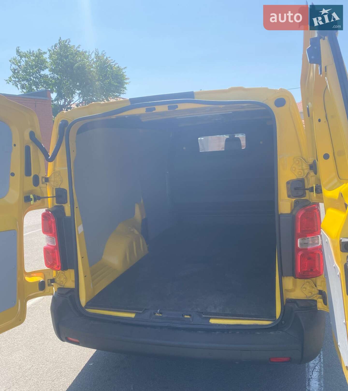 Opel Vivaro 2022 VIN VXEV1ZKXZNZ068154 фото оголошення 5 з 8