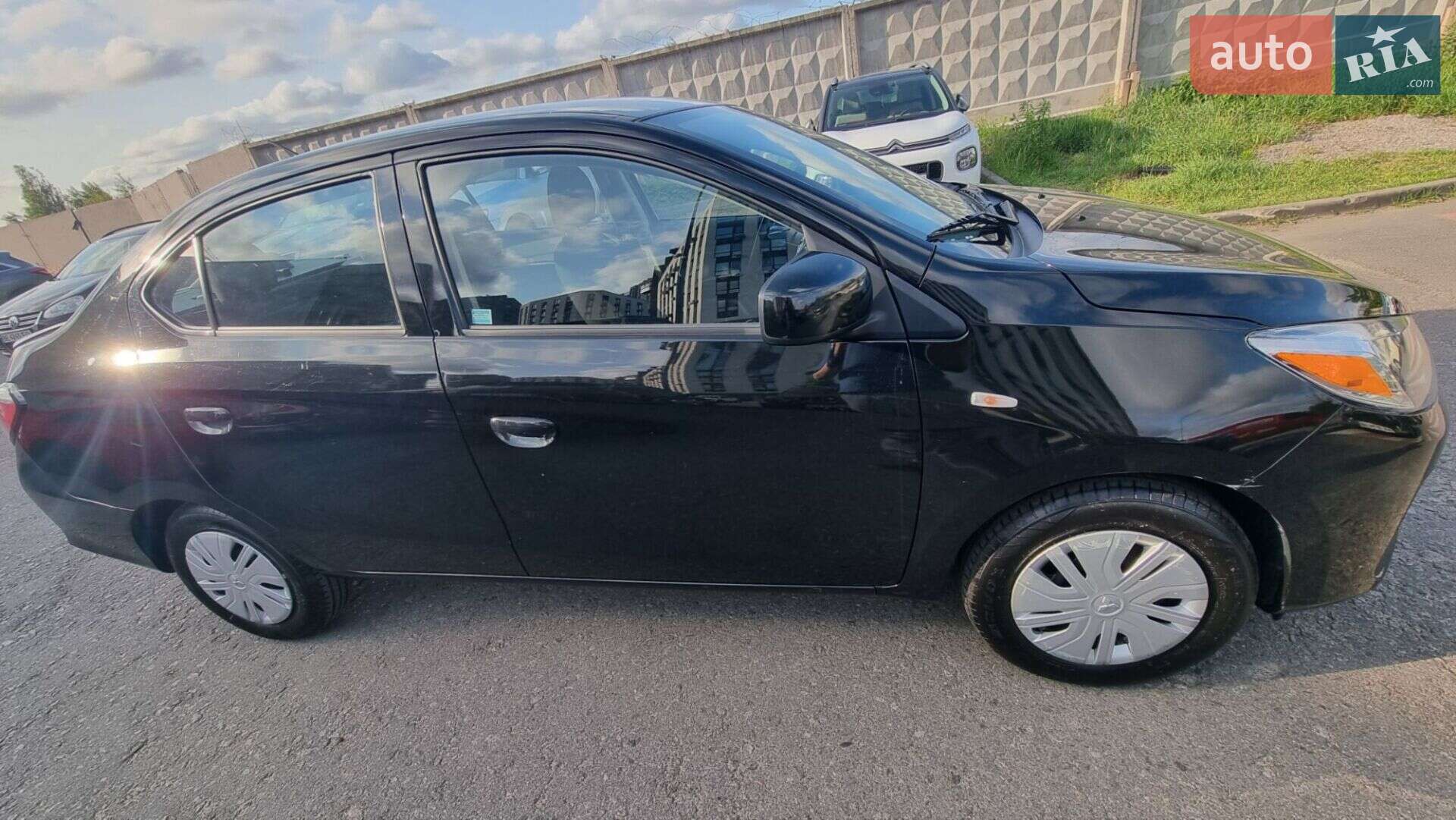 Mitsubishi Mirage 2020 VIN ML32FUFJ8MHF02279 фото оголошення 7 з 18