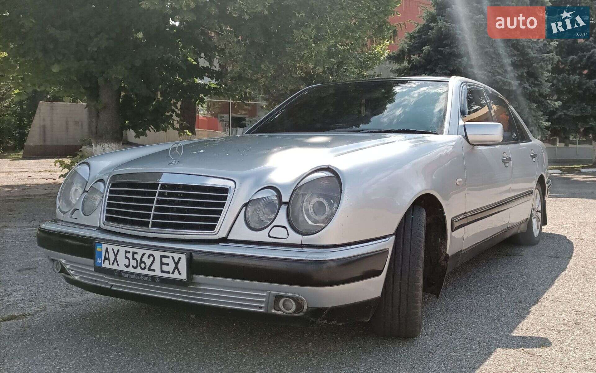 Mercedes-Benz E-Class 1997 VIN WDB2100631A457350 фото оголошення 4 з 10