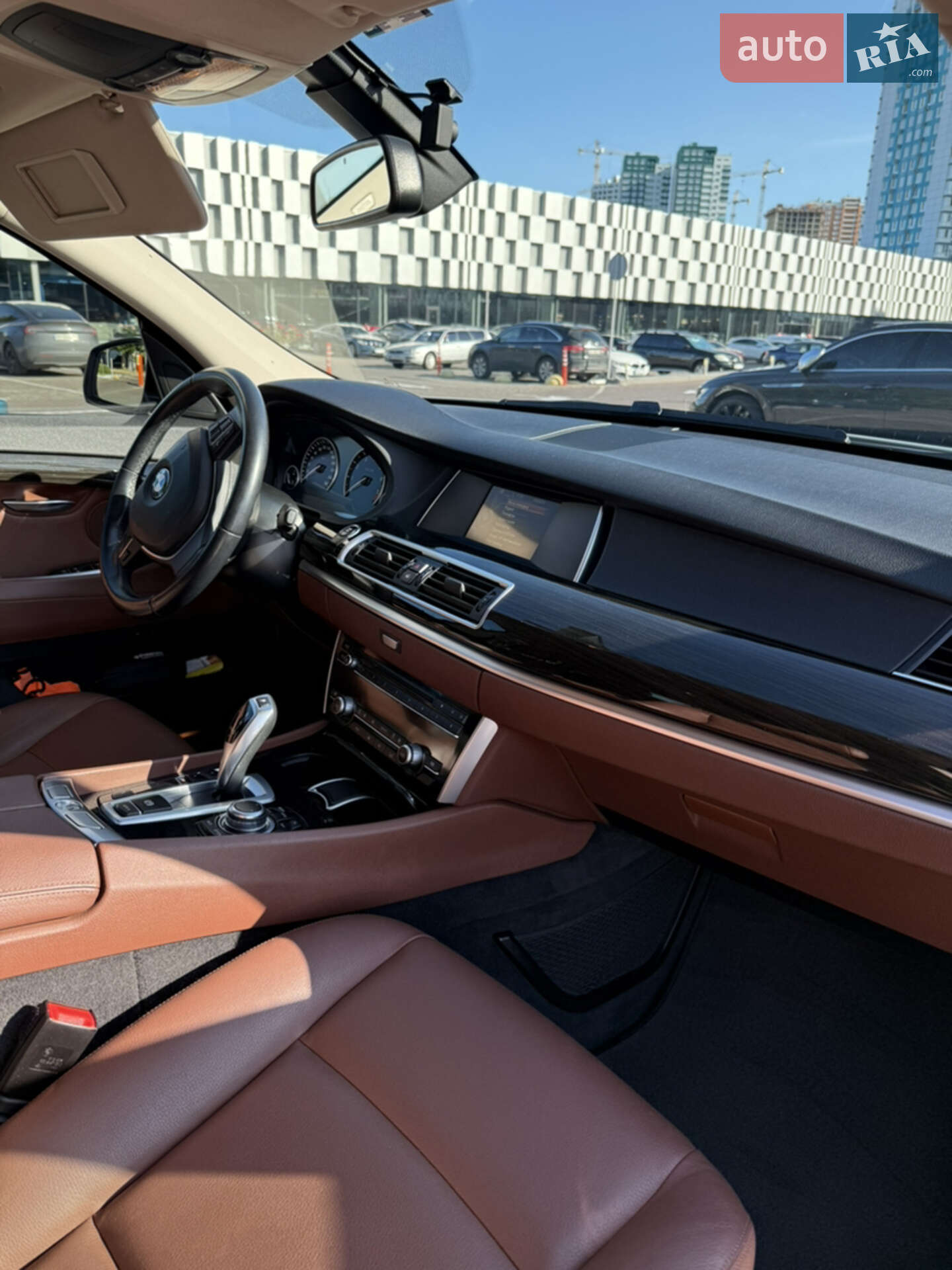 BMW 5 Series GT 2017 VIN WBASZ61090G172340 фото оголошення 6 з 20