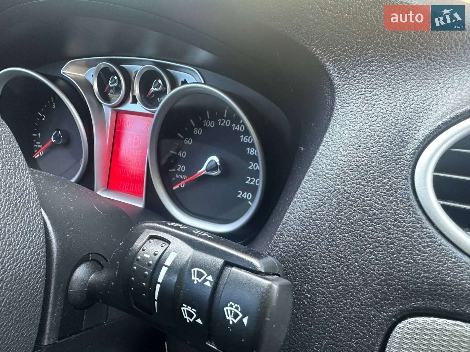Ford Focus 2009 VIN WF0PXXGCDP9C69863 фото оголошення 4 з 18
