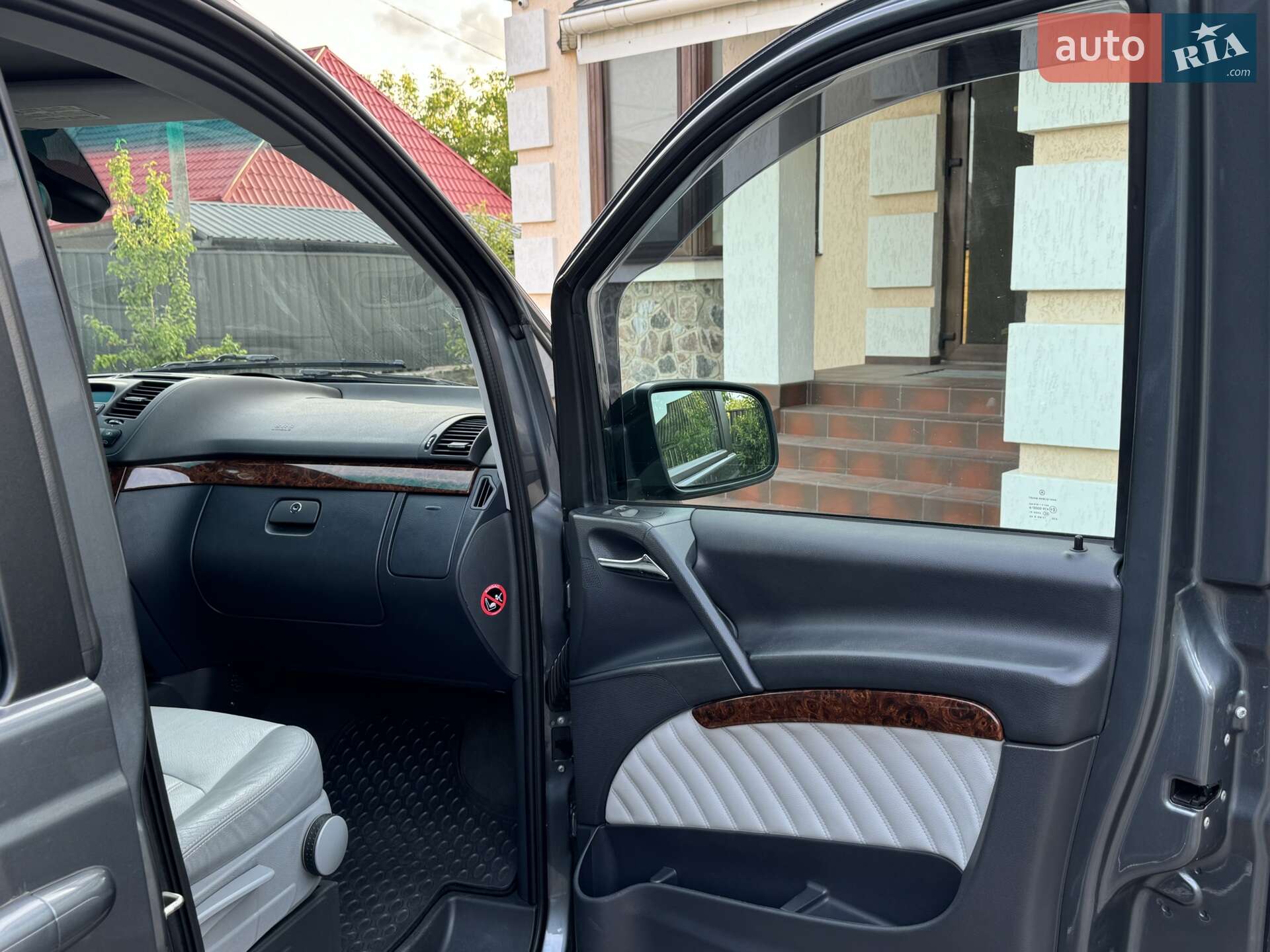 Mercedes-Benz Viano 2011 VIN WDF63981313699865 фото оголошення 19 з 52