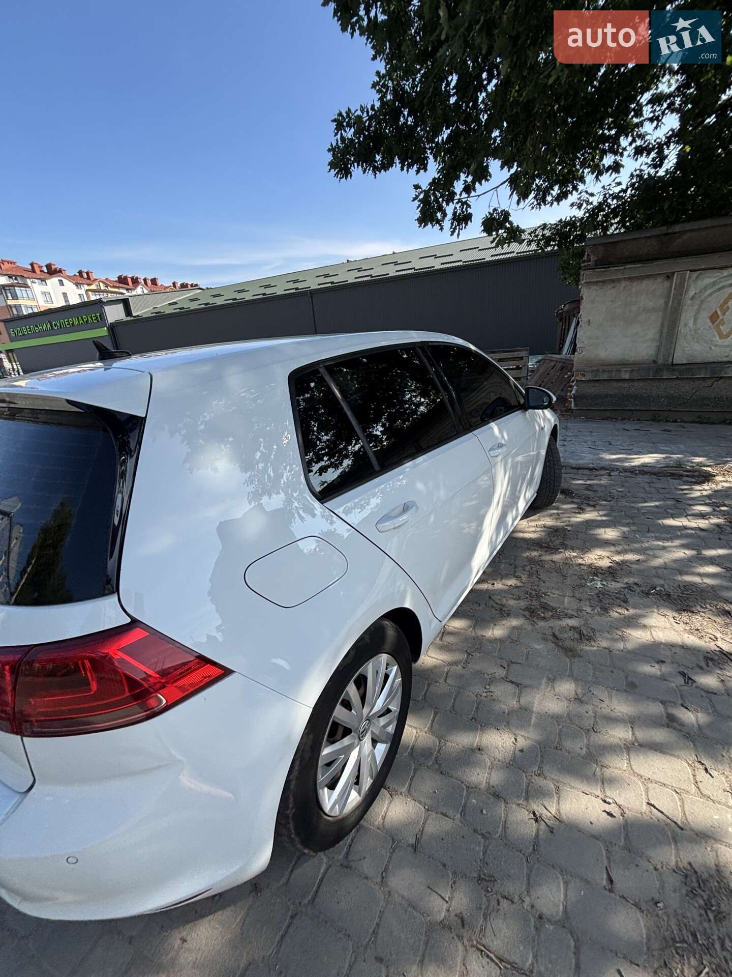 Volkswagen e-Golf 2015 VIN WVWKP7AU1FW906839 фото оголошення 5 з 14