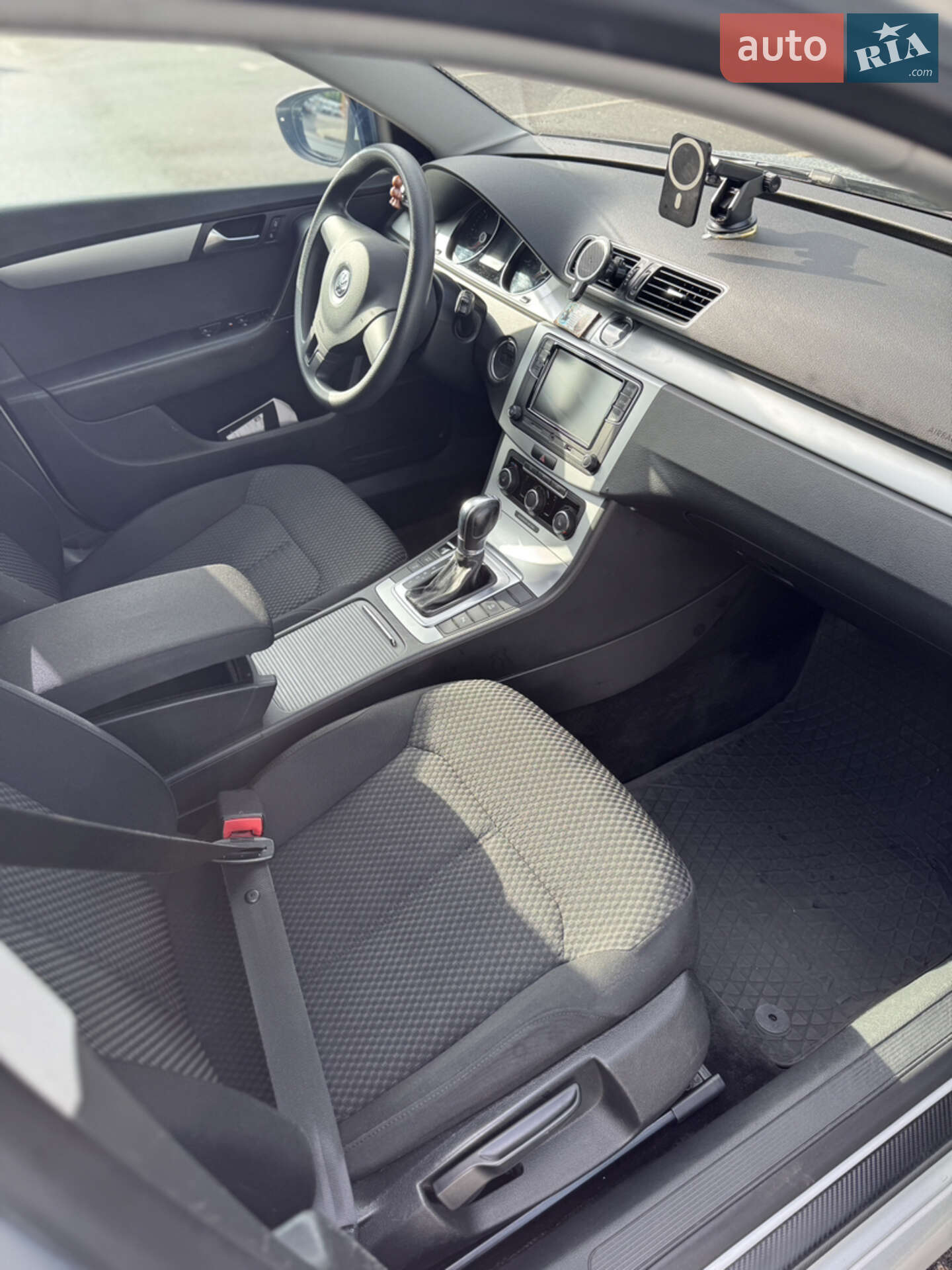 Volkswagen Passat 2013 VIN WVWZZZ3CZDE111116 фото оголошення 13 з 24