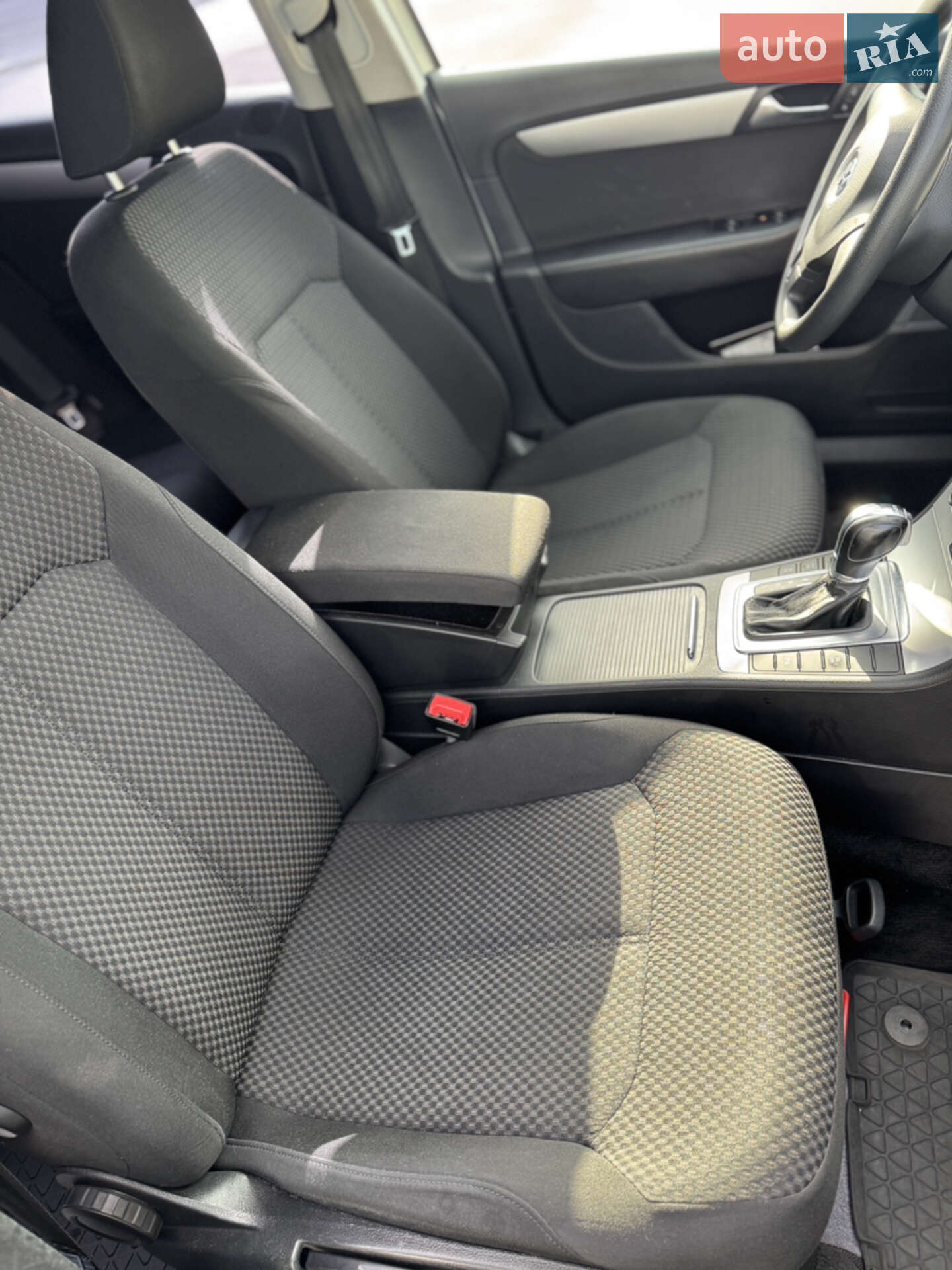 Volkswagen Passat 2013 VIN WVWZZZ3CZDE111116 фото оголошення 17 з 24