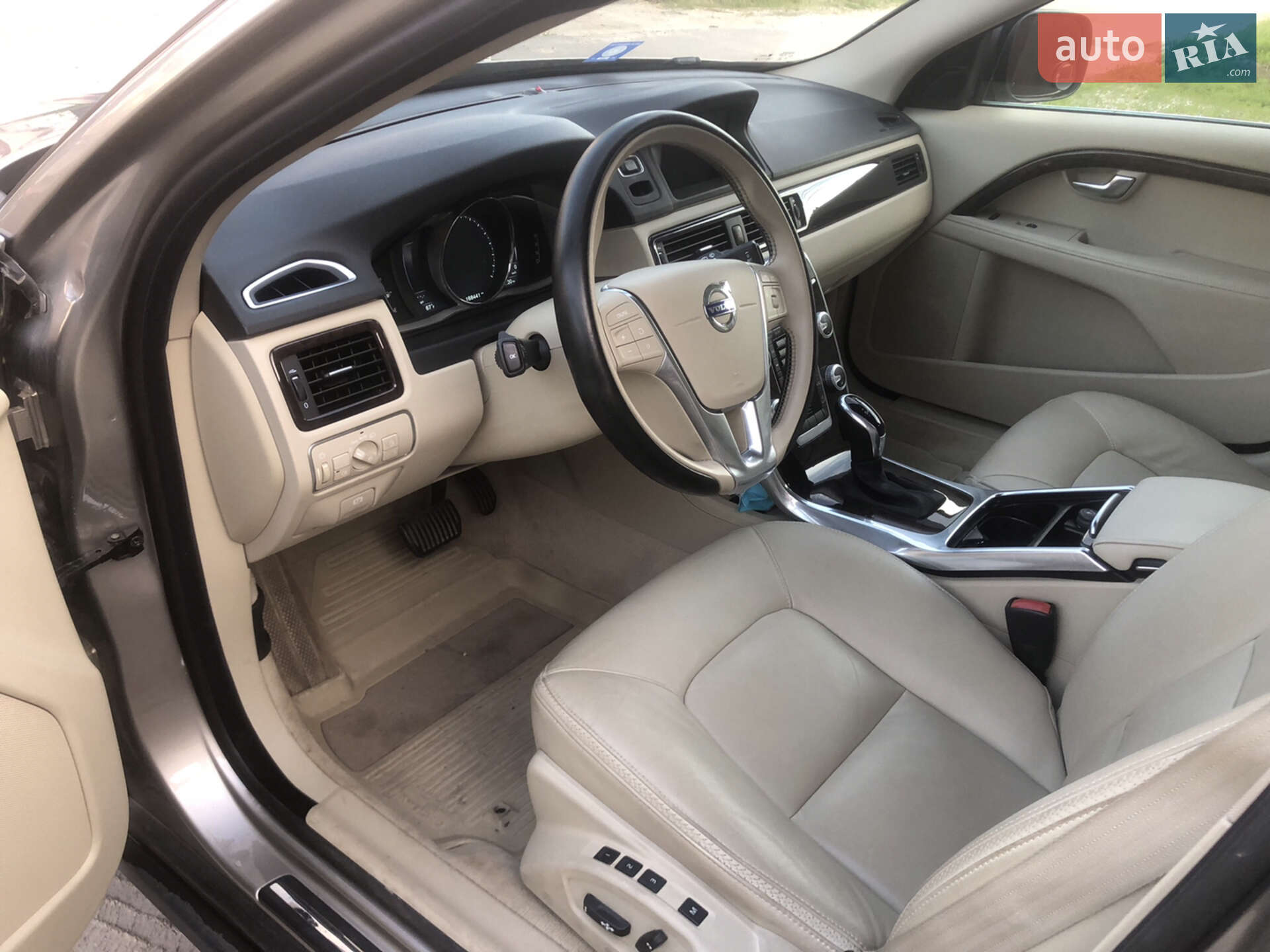 Volvo XC70 2015 VIN YV4612NK0G1250367 фото оголошення 22 з 36